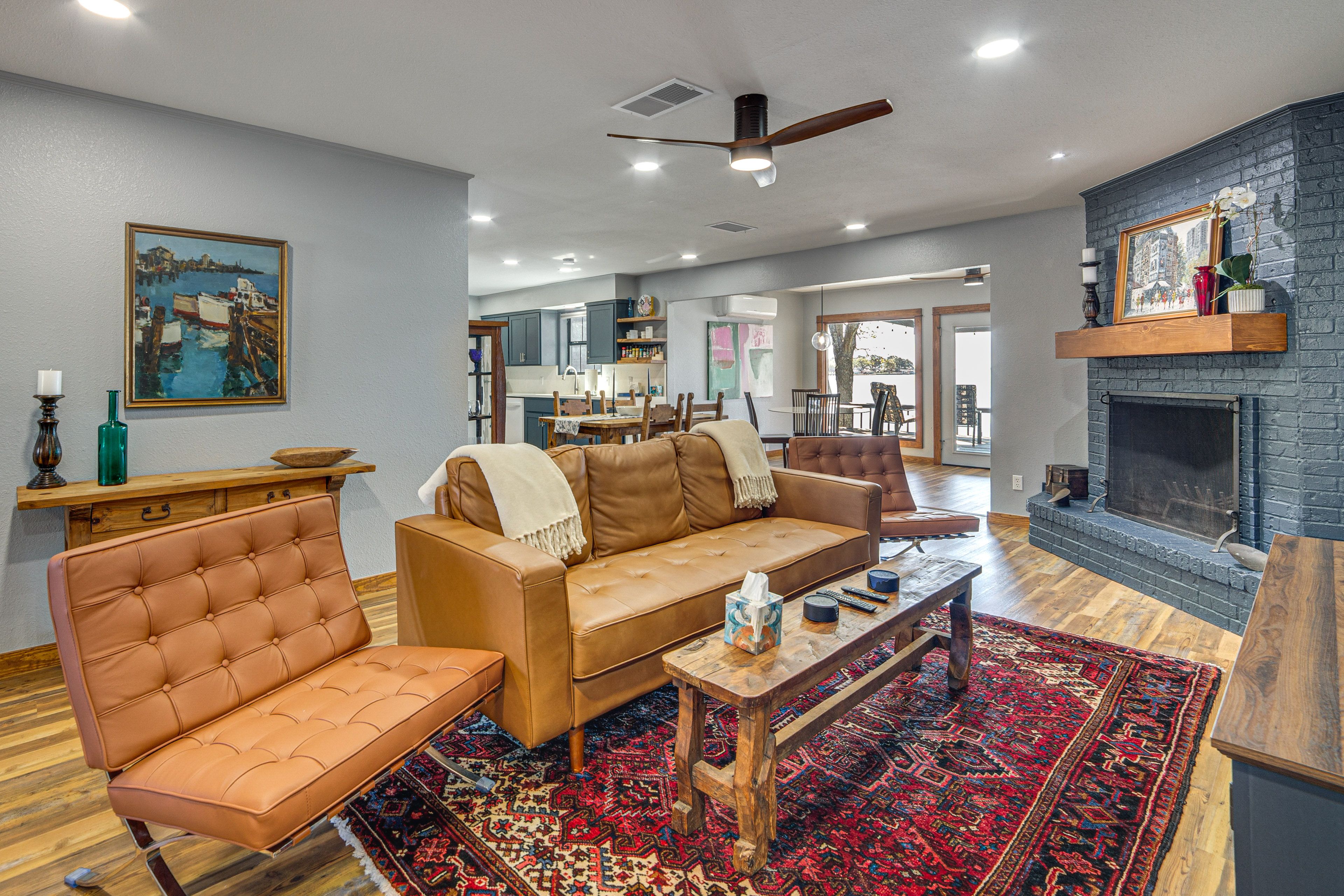 Living Room | Smart TV | Fireplace | 1st Floor