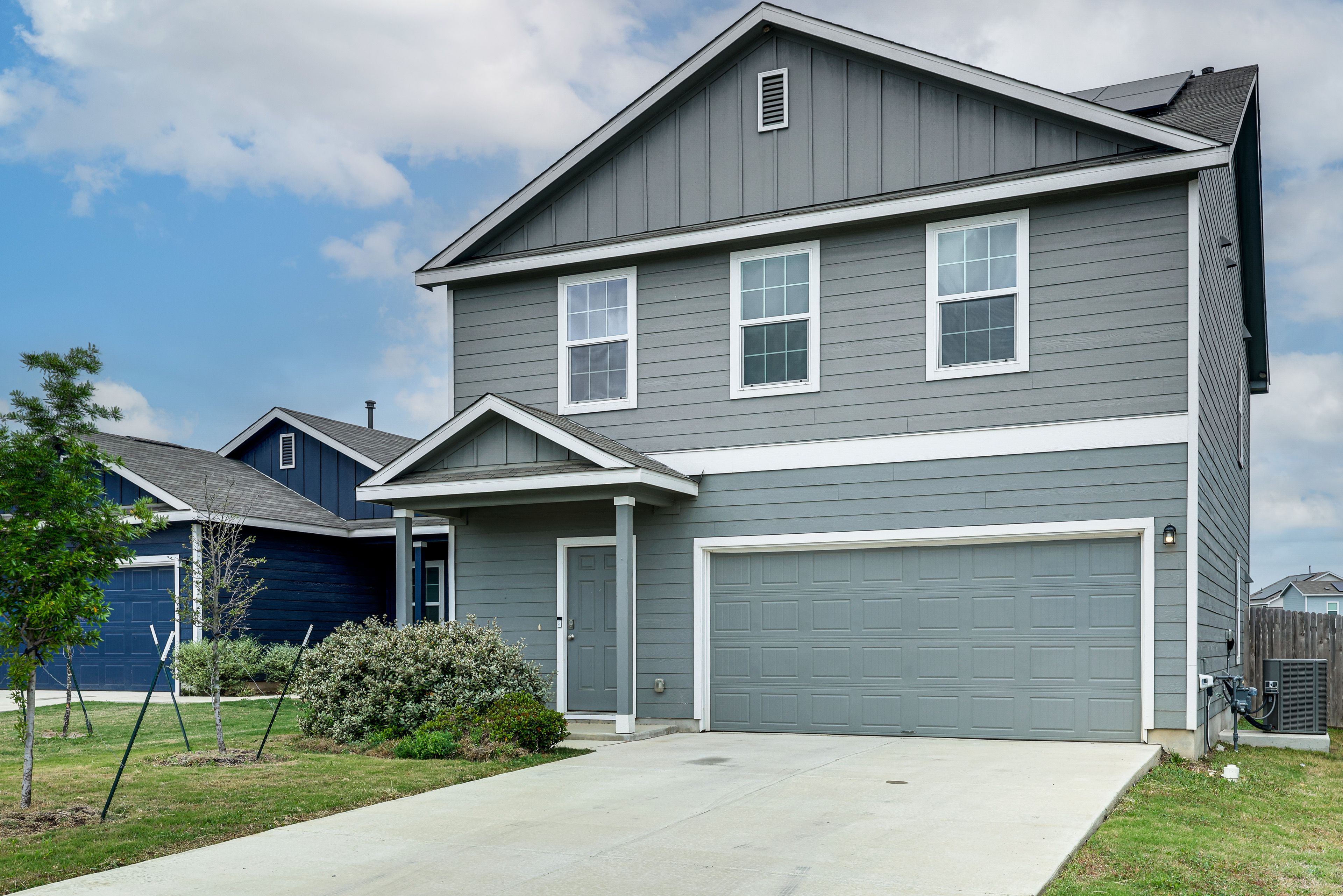Exterior | Driveway (4 Vehicles) | Garage (2 Vehicles)