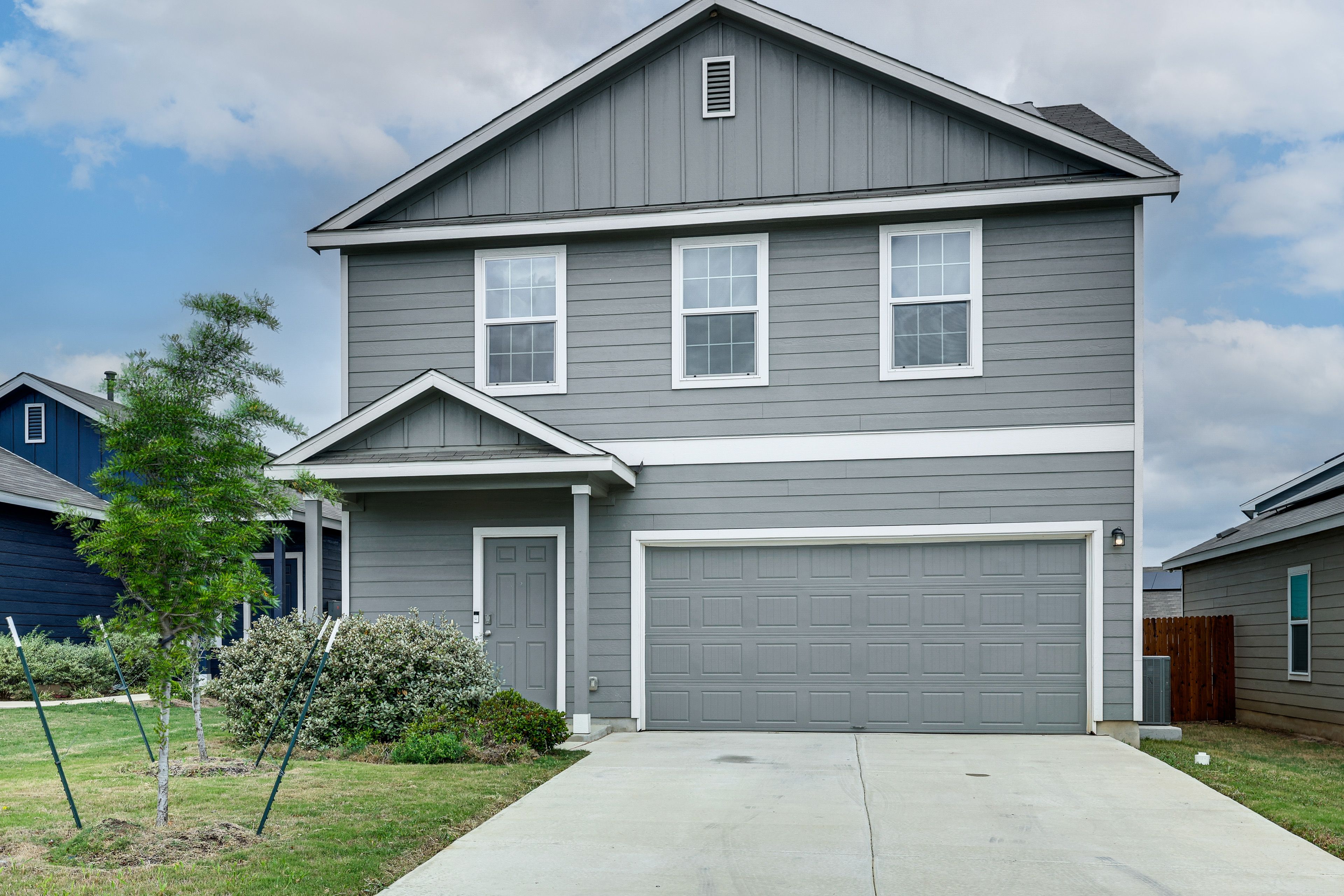 Maxwell Vacation Rental | 4BR | 2.5BA | 1,950 Sq Ft