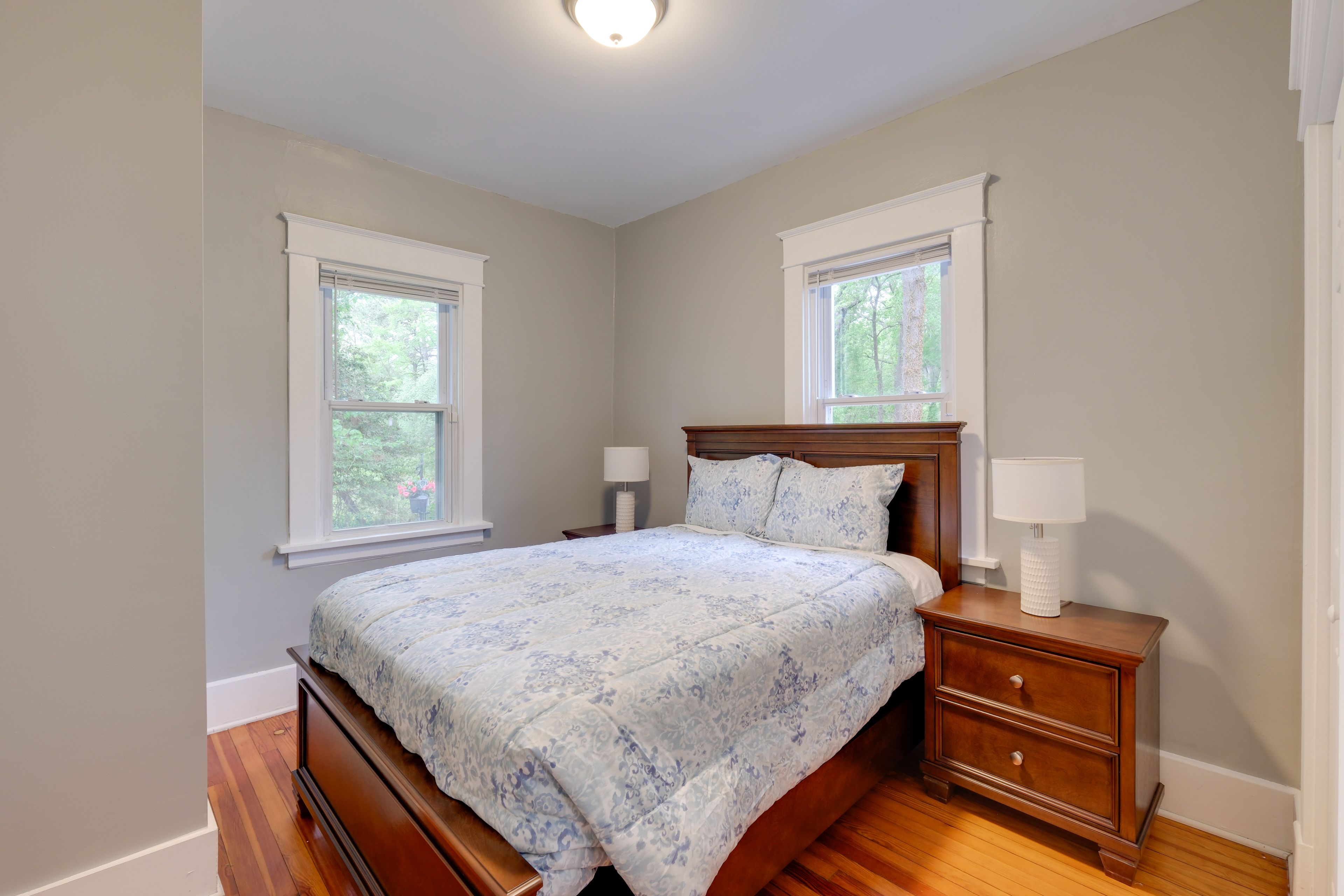 Bedroom 2 | Full Bed | 1st Floor