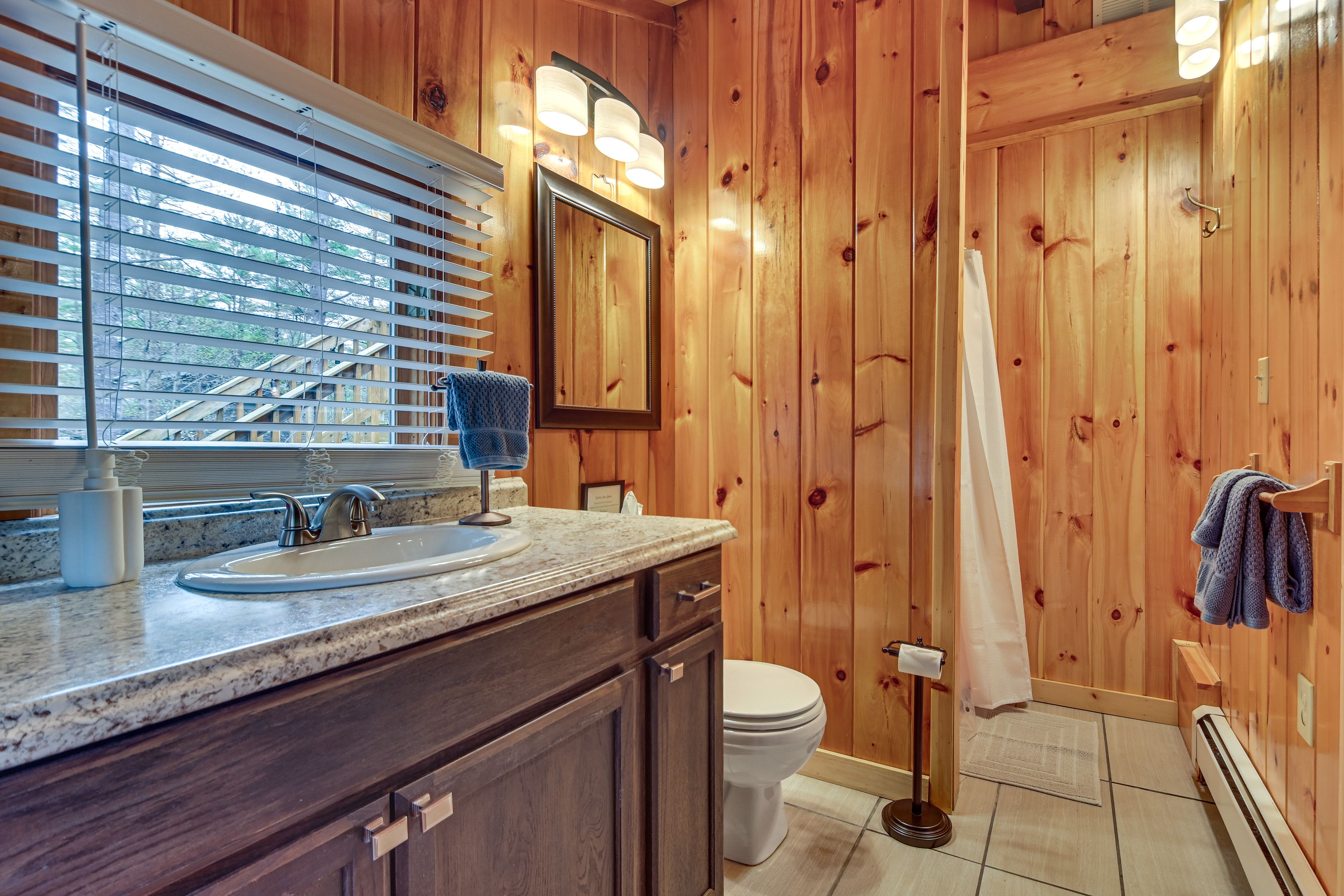 Bathroom | Shower | Ground Level