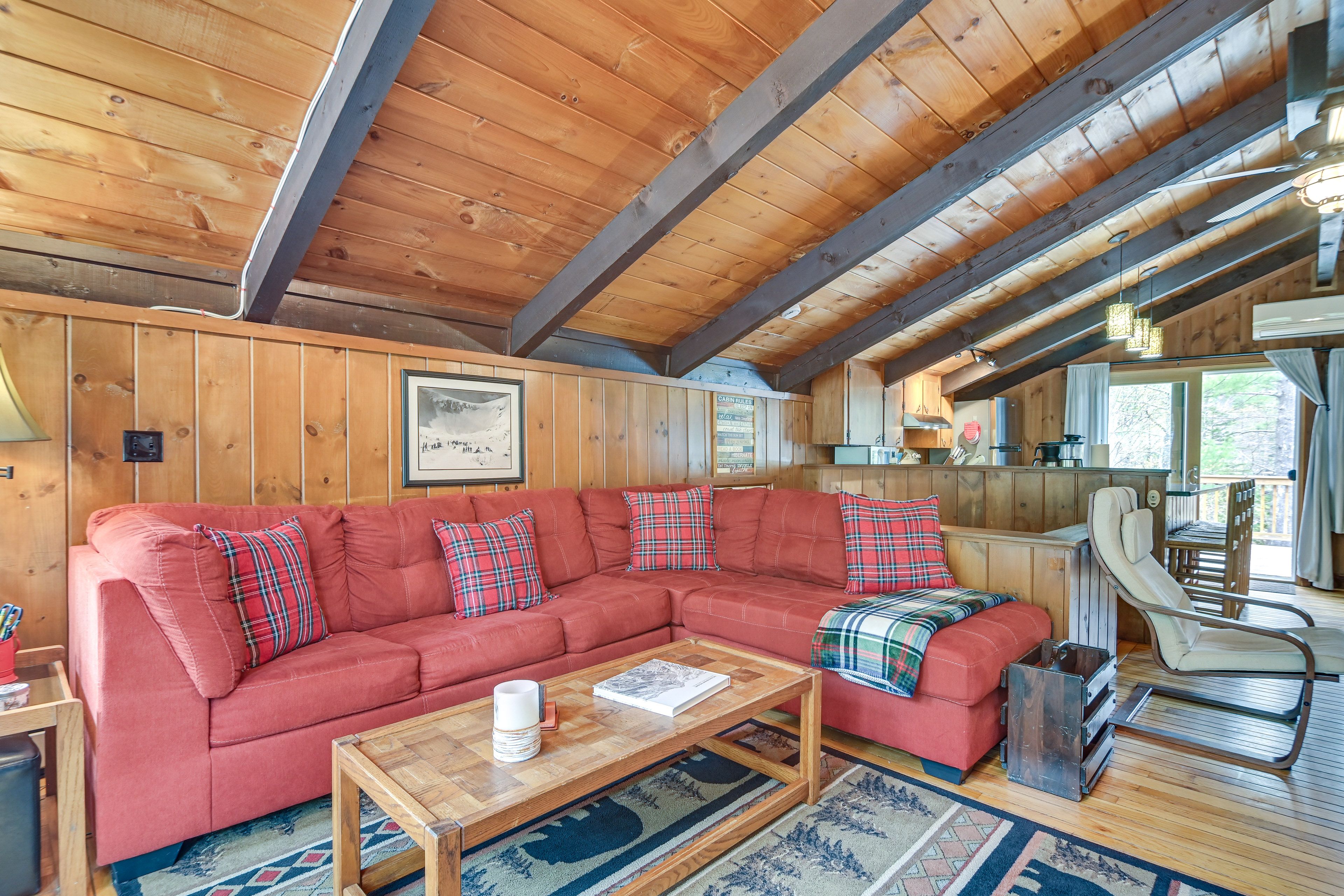 Living Room | Smart TV
