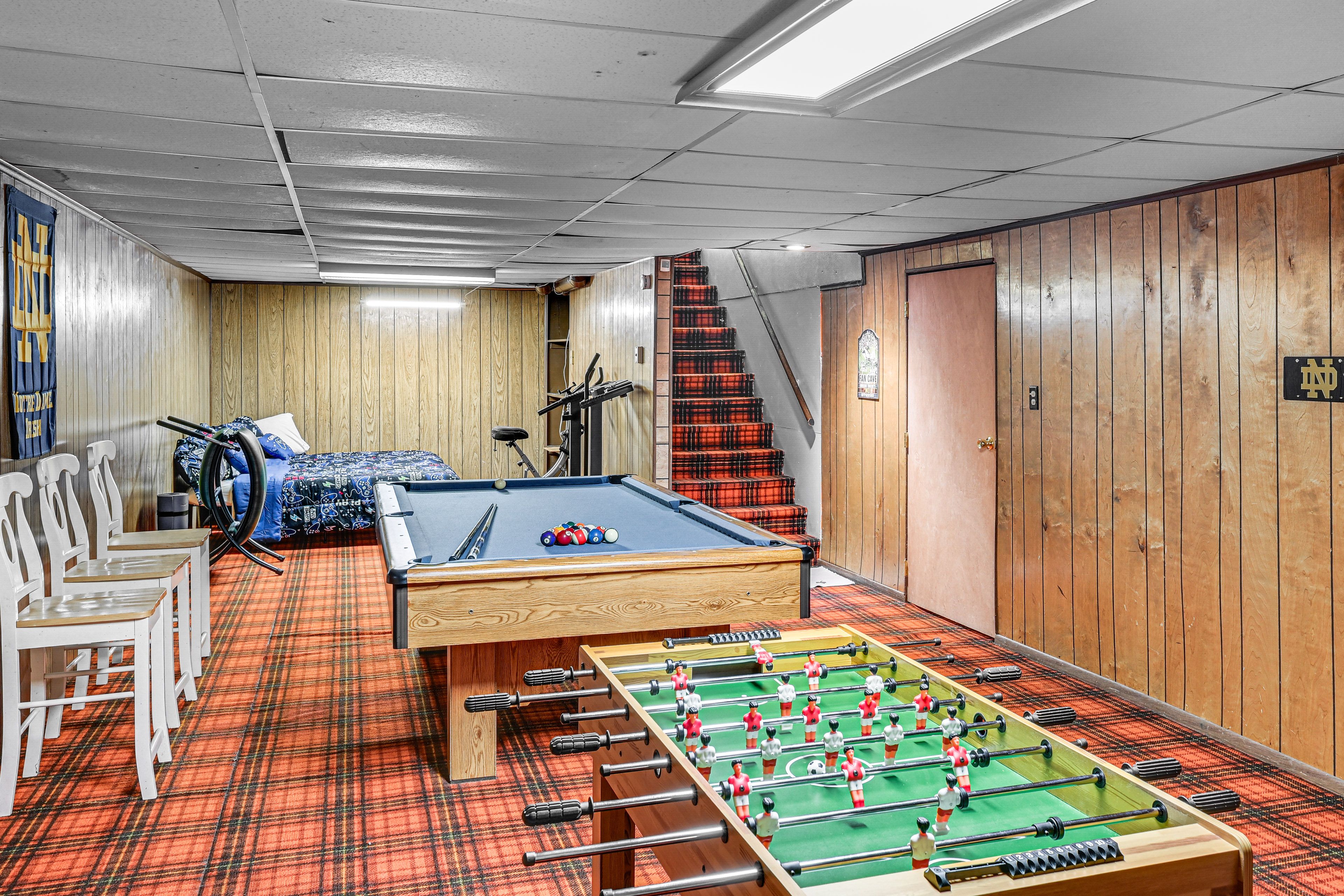 Game Room | 2 Twin Beds | Basement
