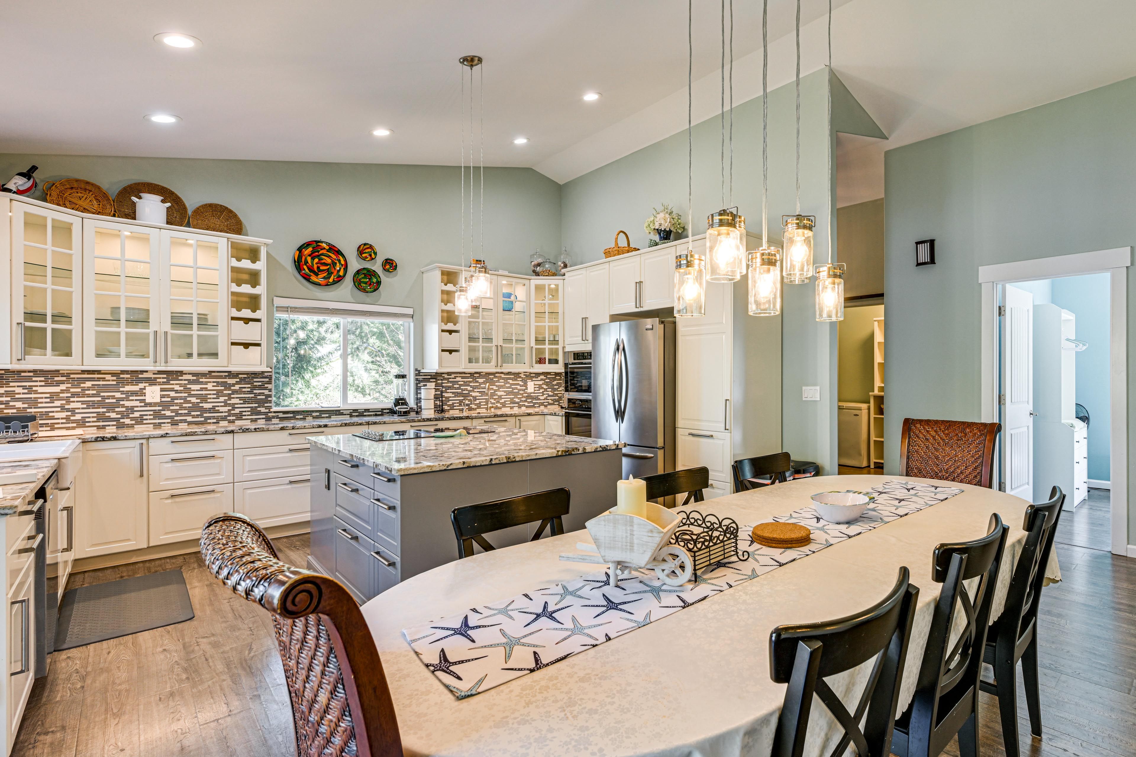 Dining Area | 1st Floor