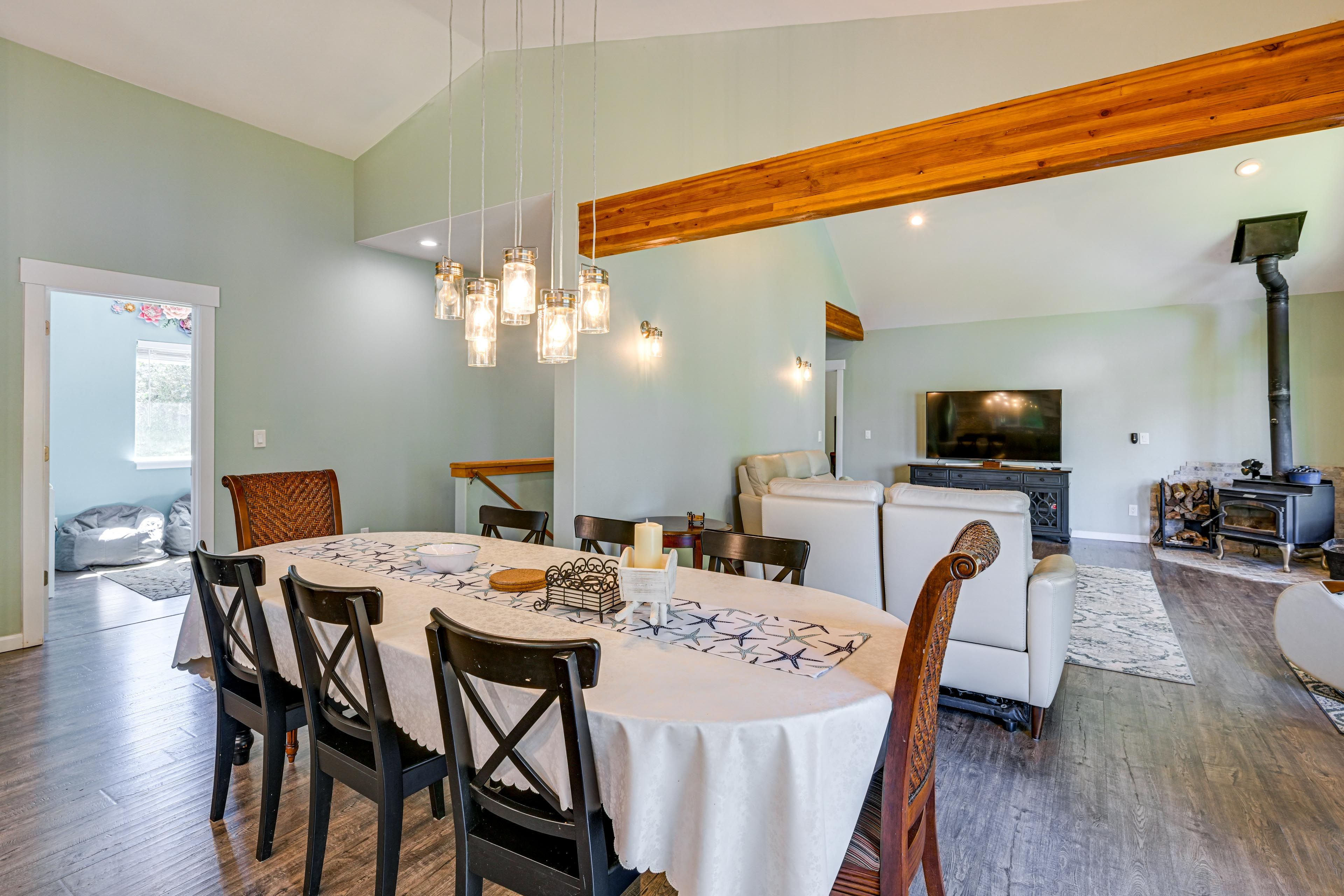 Dining Area | 1st Floor