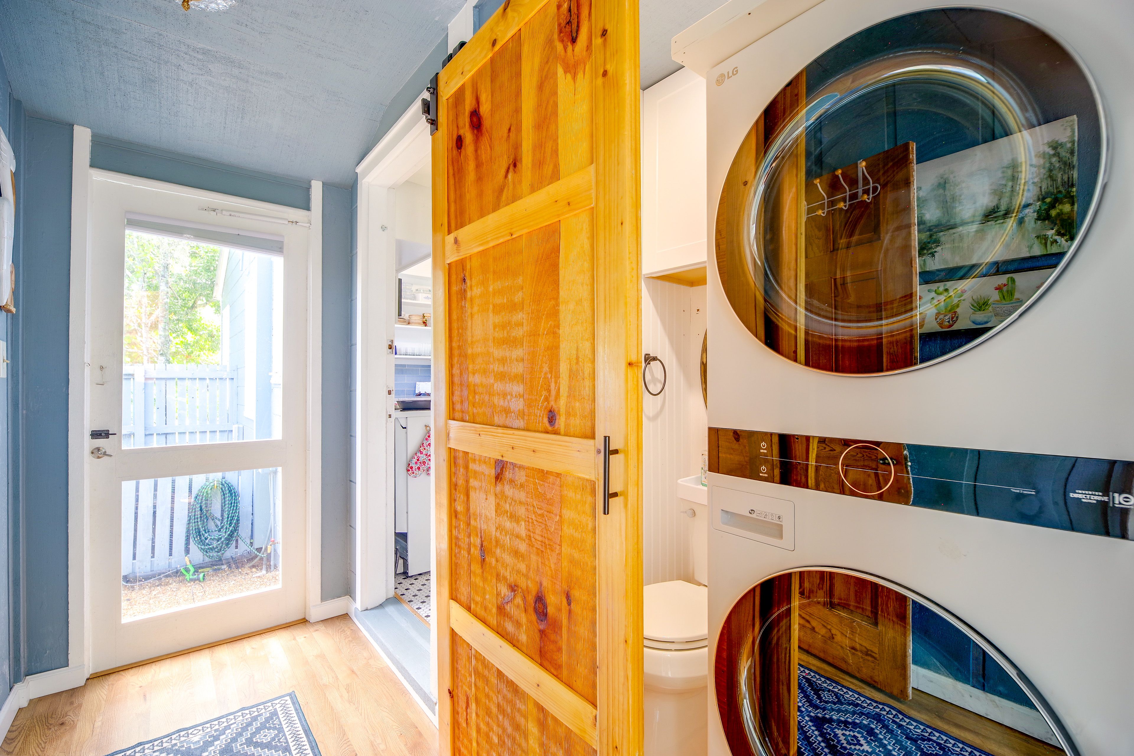 In-Unit Laundry
