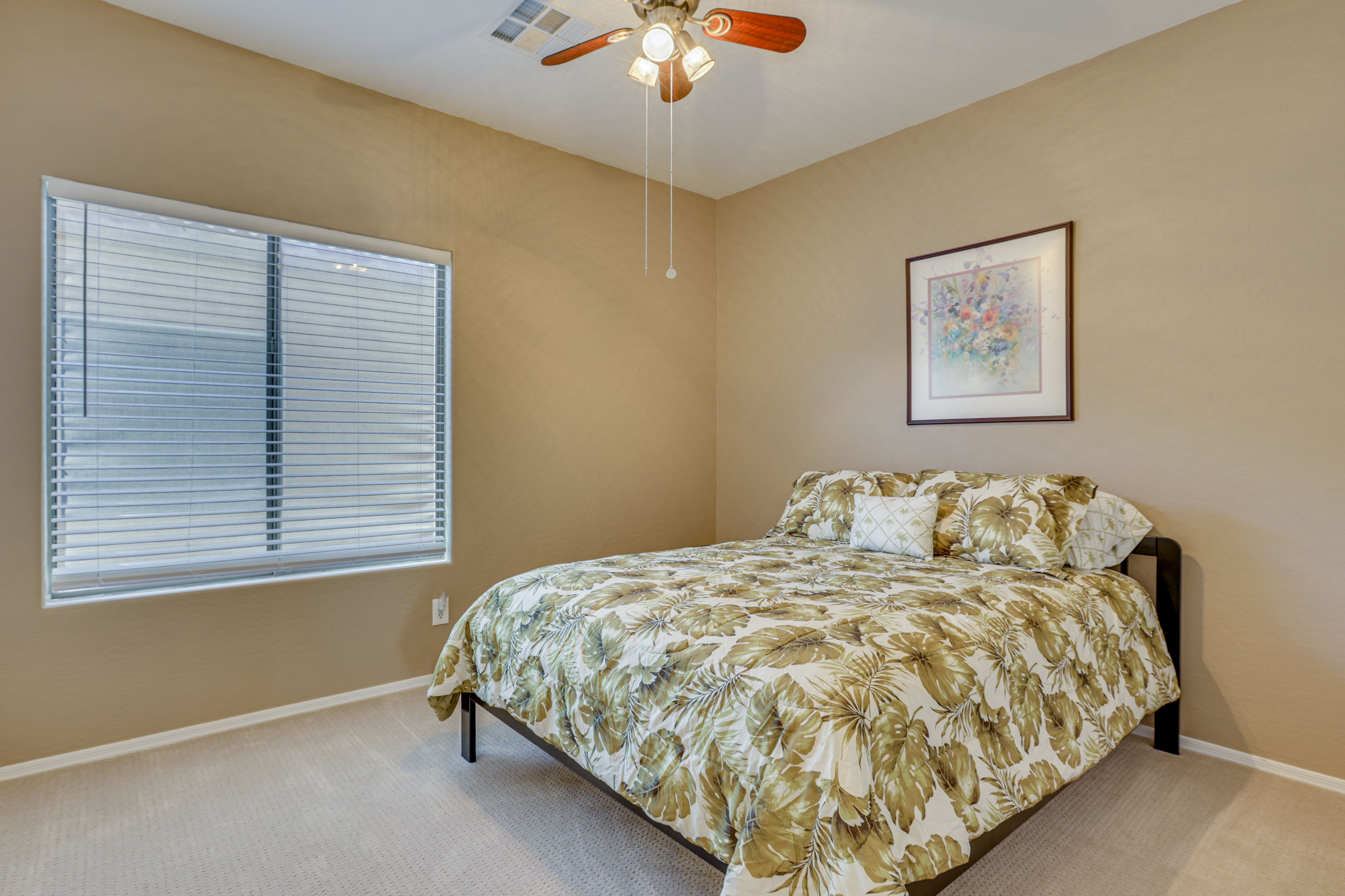 Bedroom 2 | Queen Bed