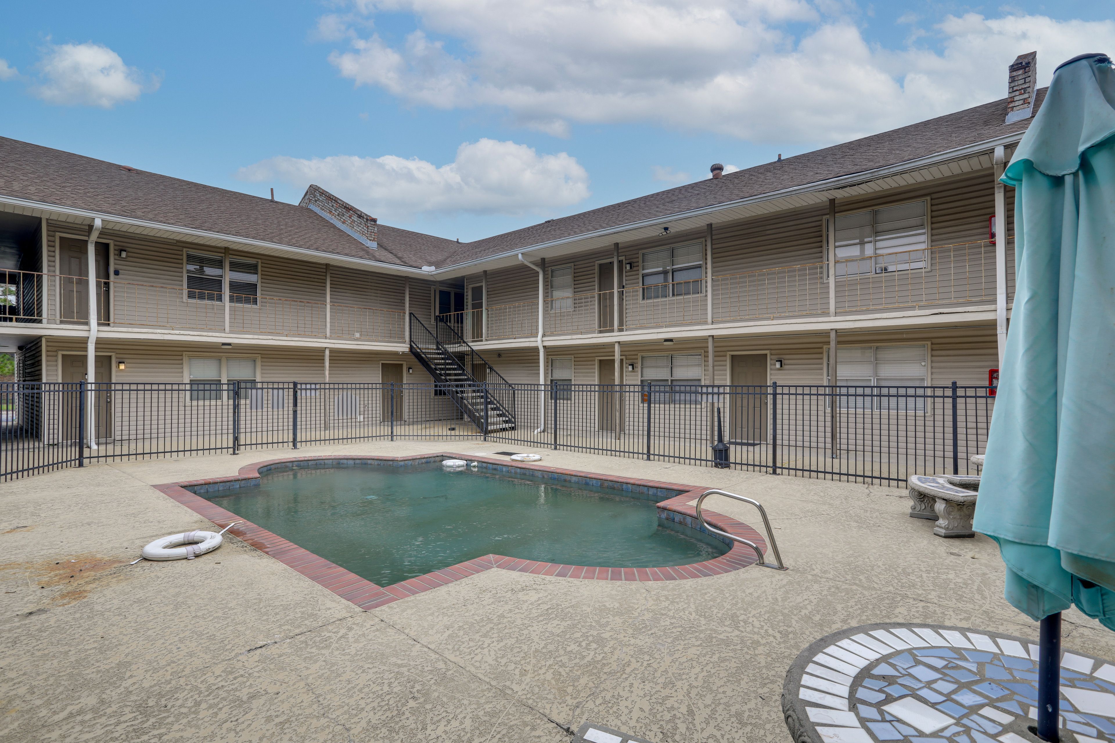 Bengal Condominiums | Community Pool