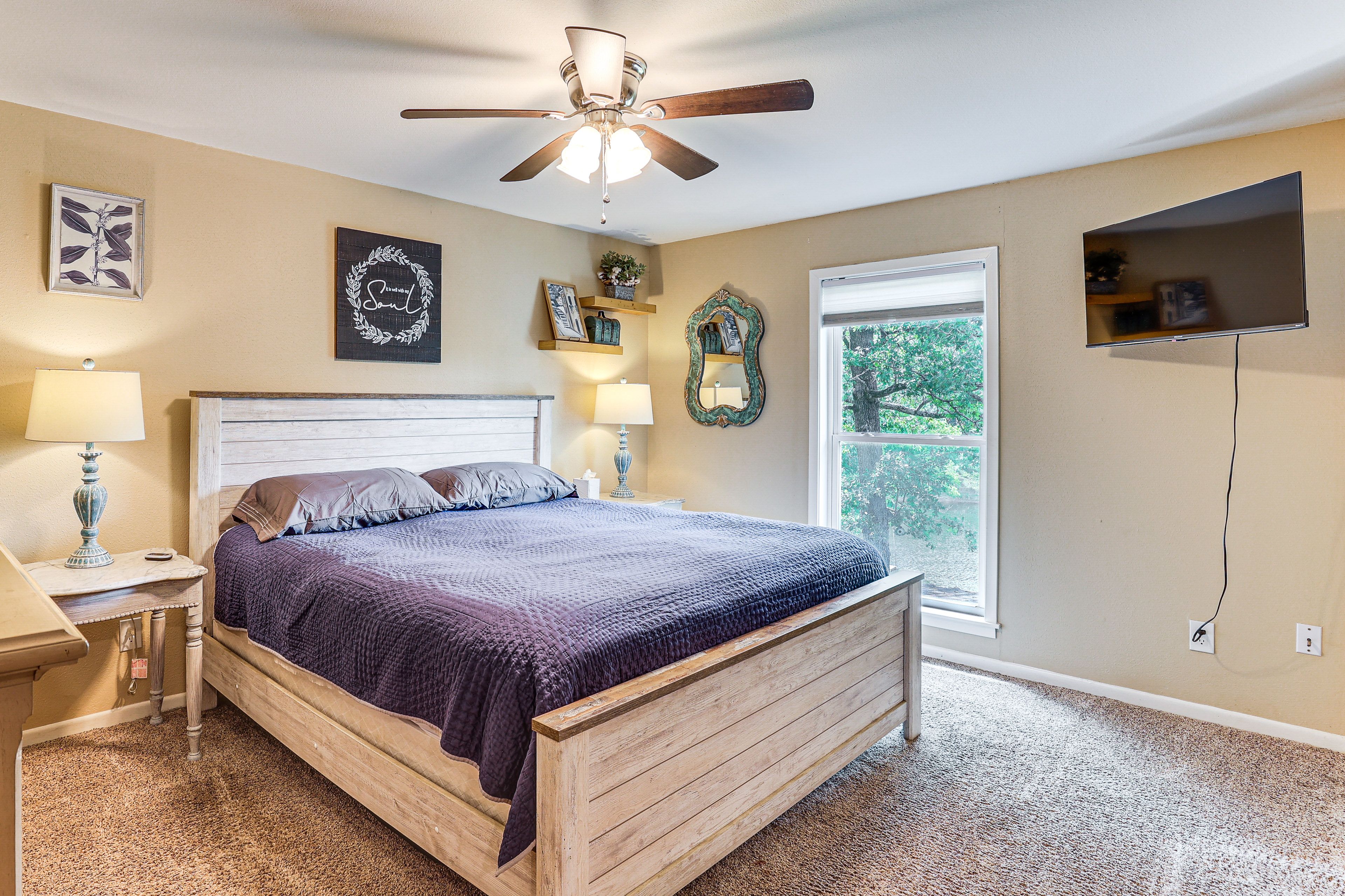 Bedroom 1 | King Bed | 2nd Floor