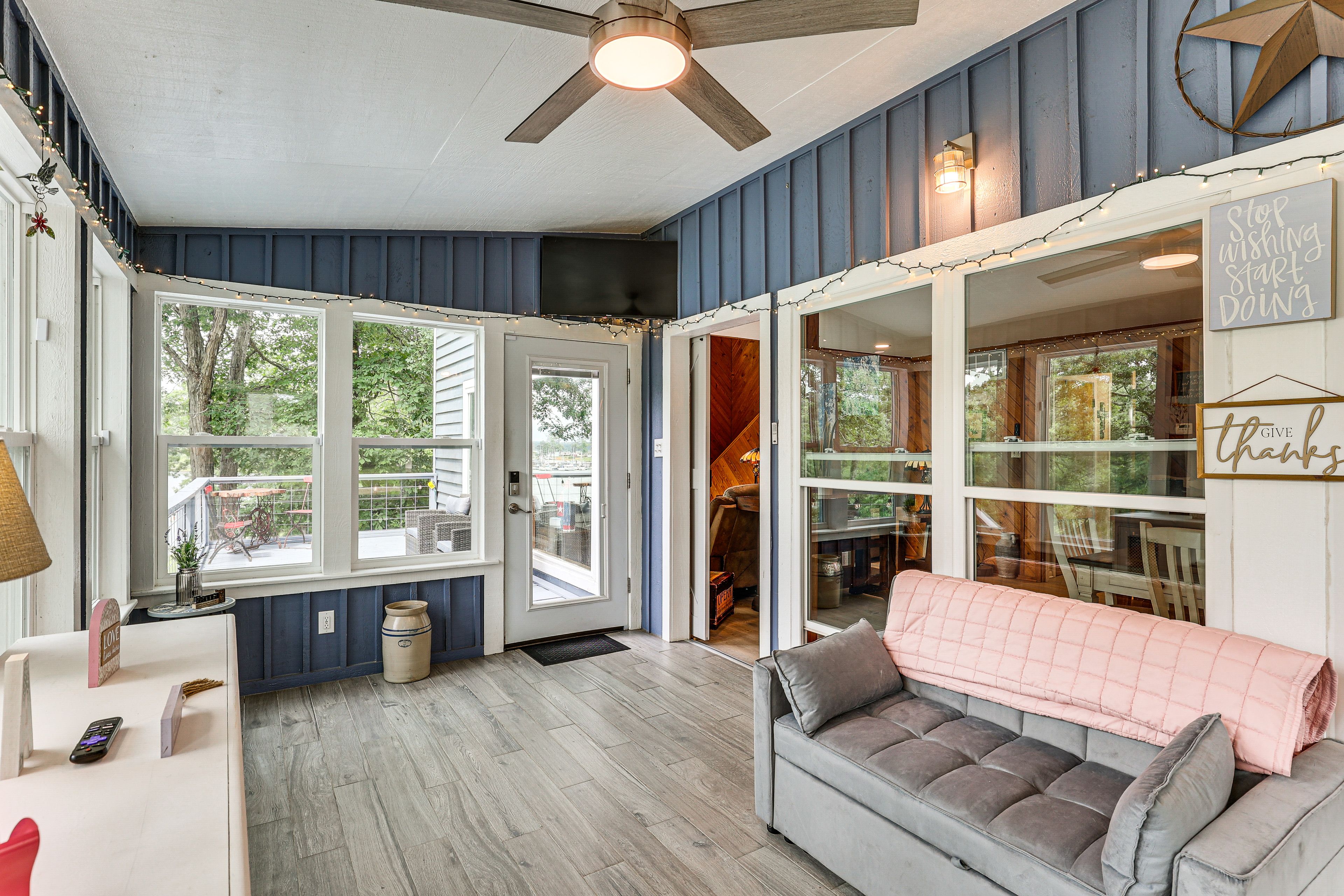 Sunroom | Lake Views | Sleeper Sofa | Twin Futon | 1st Floor