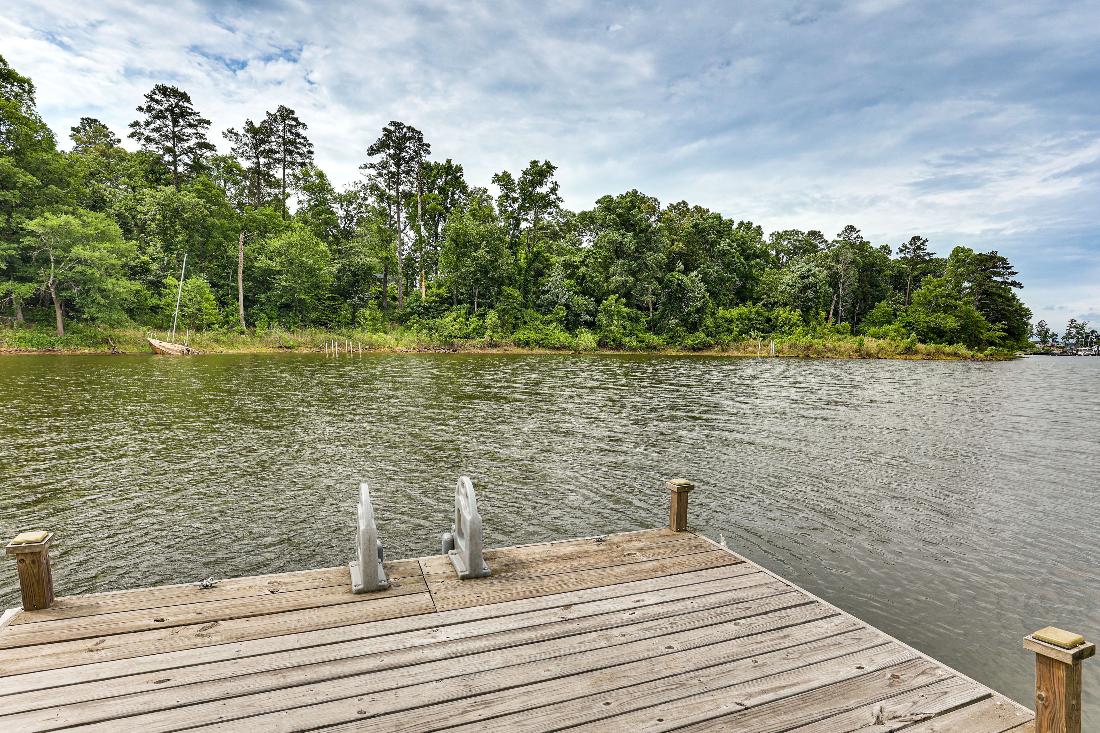 Private Dock | Direct Lake Access