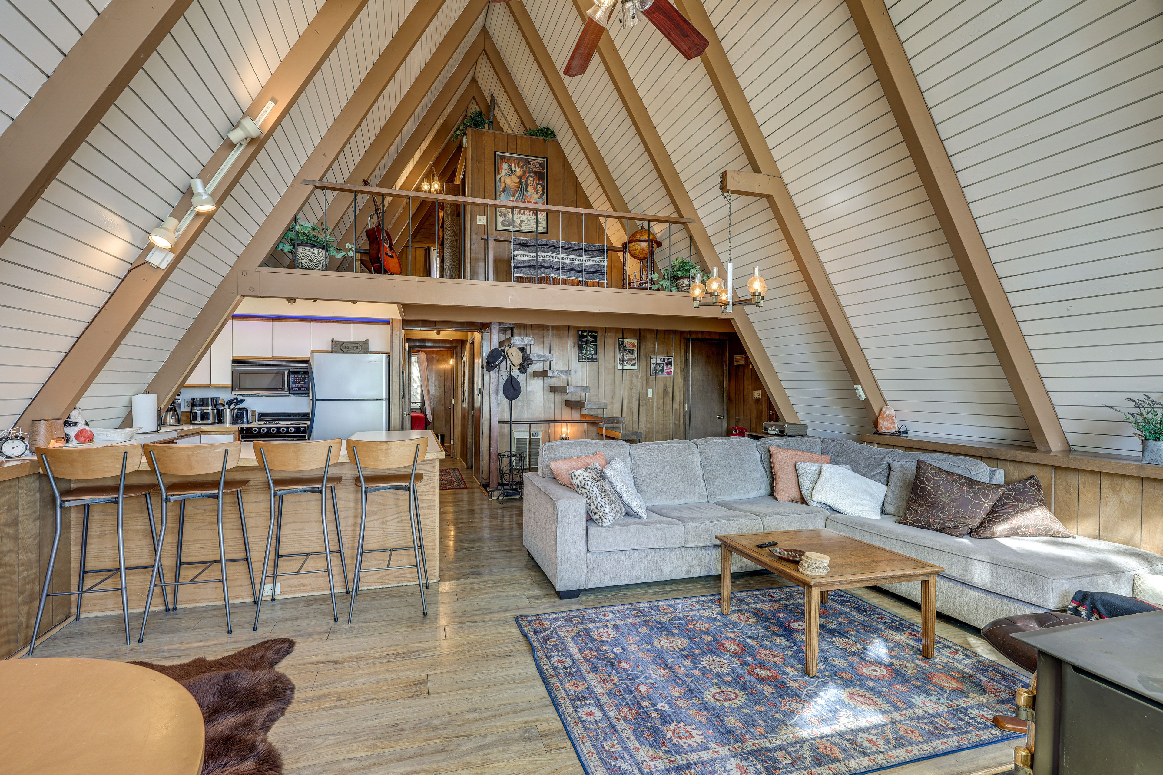 Interior | Open Floor Plan | Free WiFi