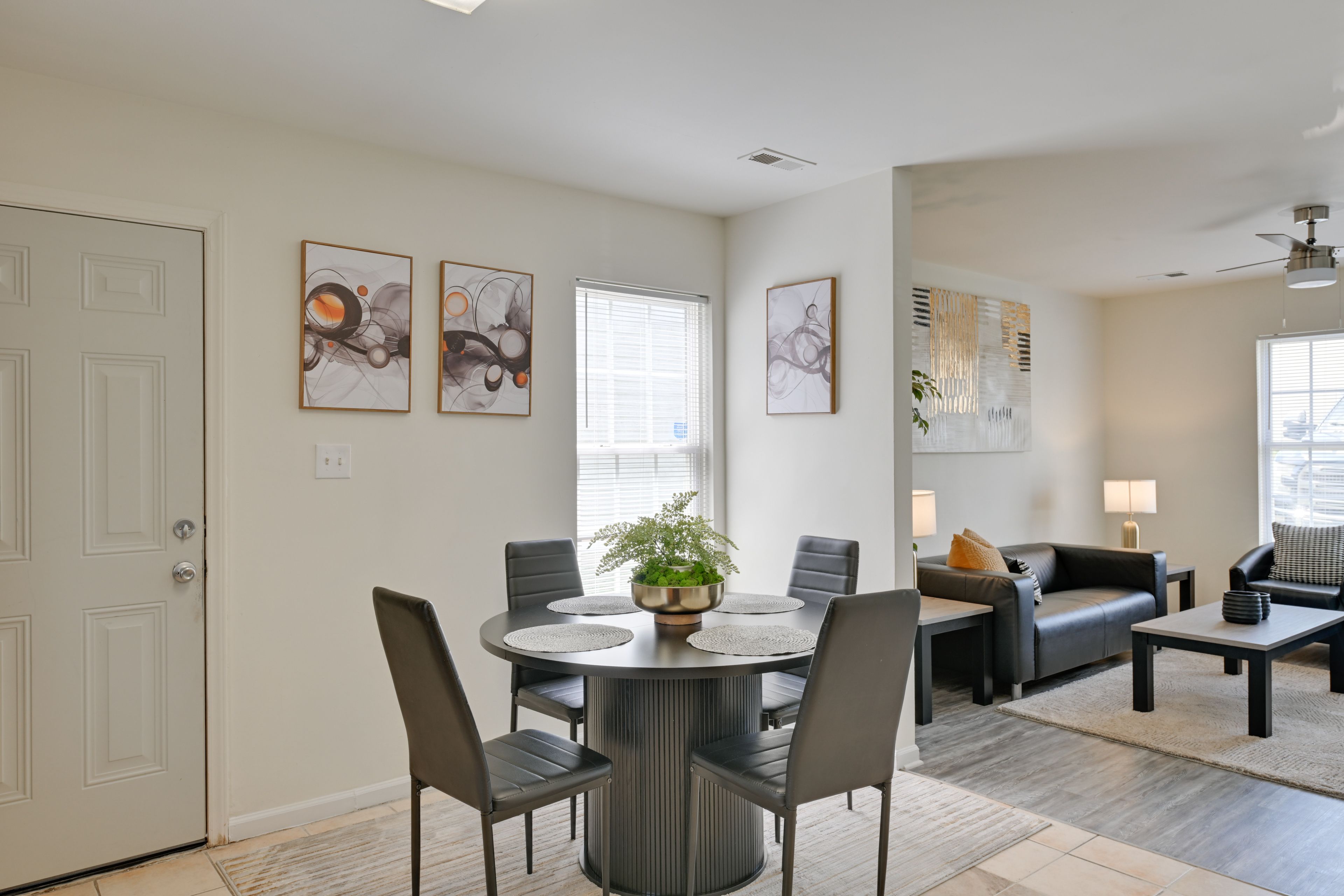 Dining Area | 1st Floor