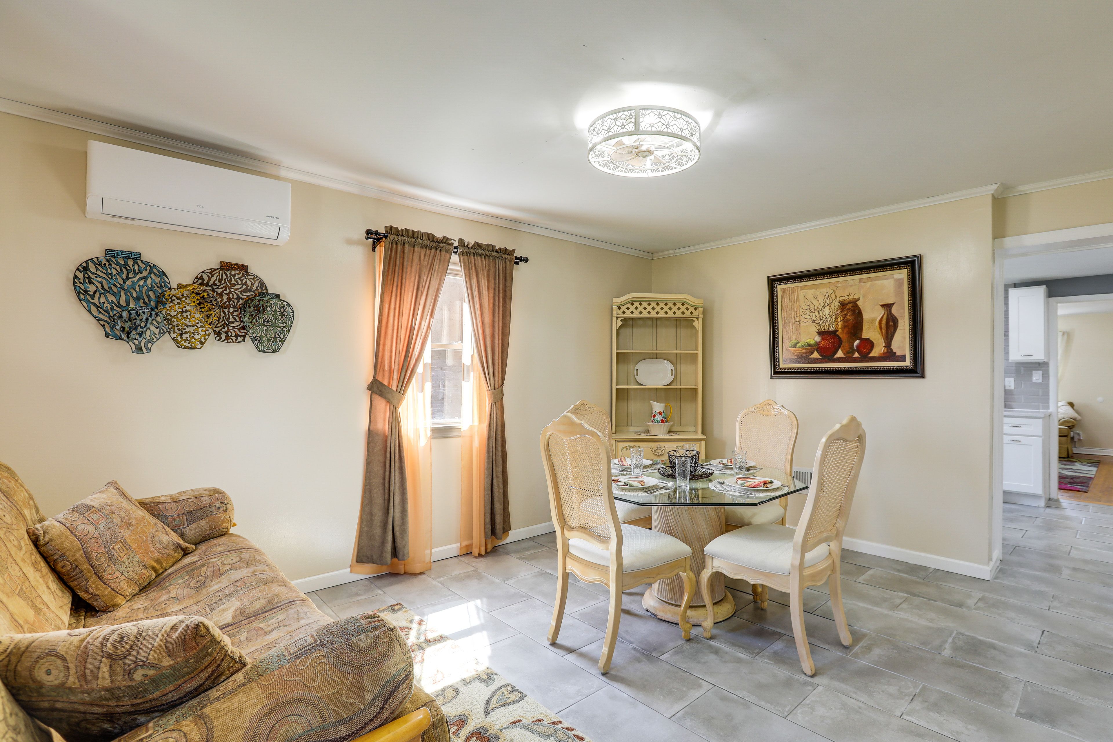 Dining Area | 1st Floor