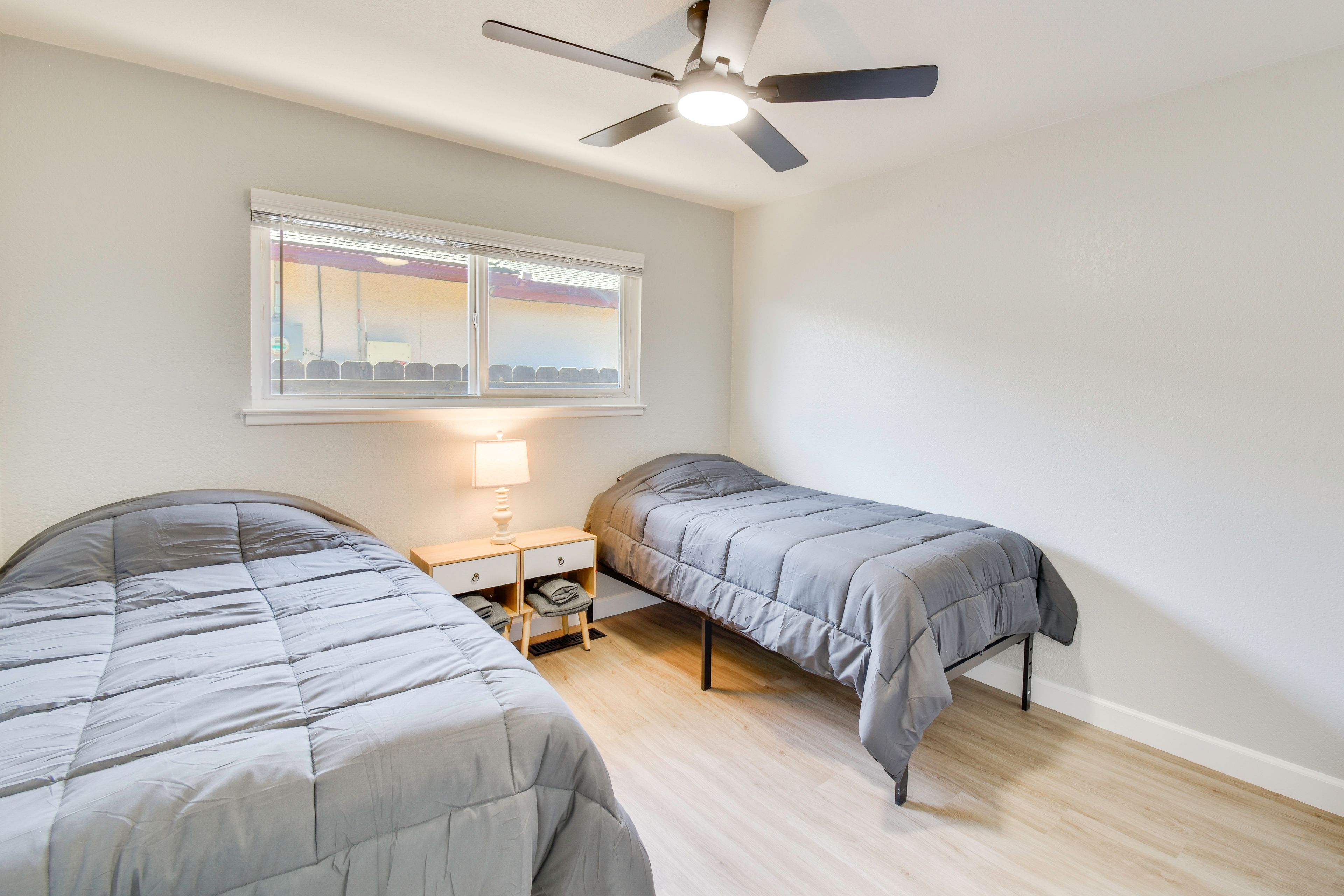 Bedroom 3 | 2 Twin Beds