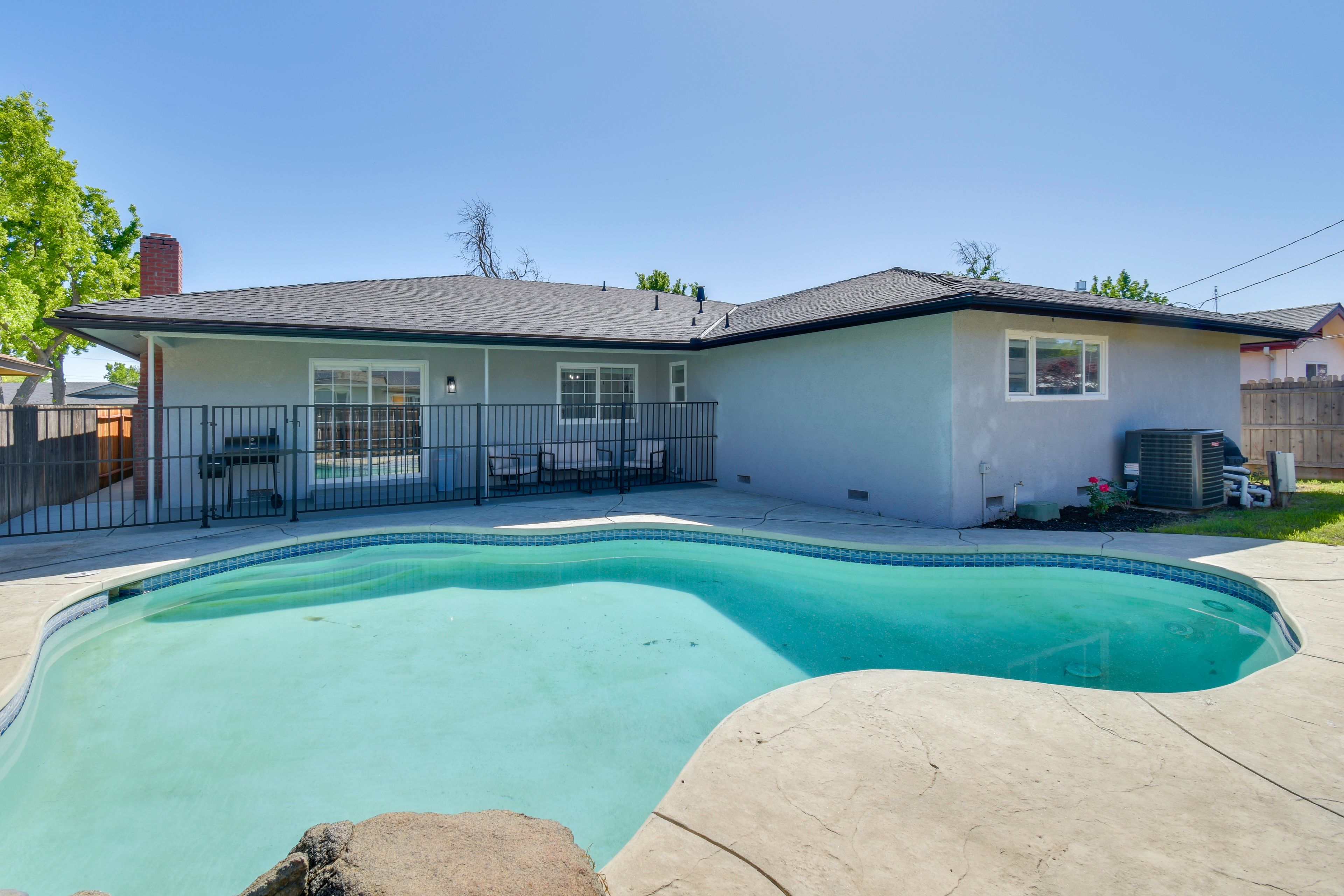 Fresno Vacation Rental | 4BR | 2BA | 1,794 Sq Ft