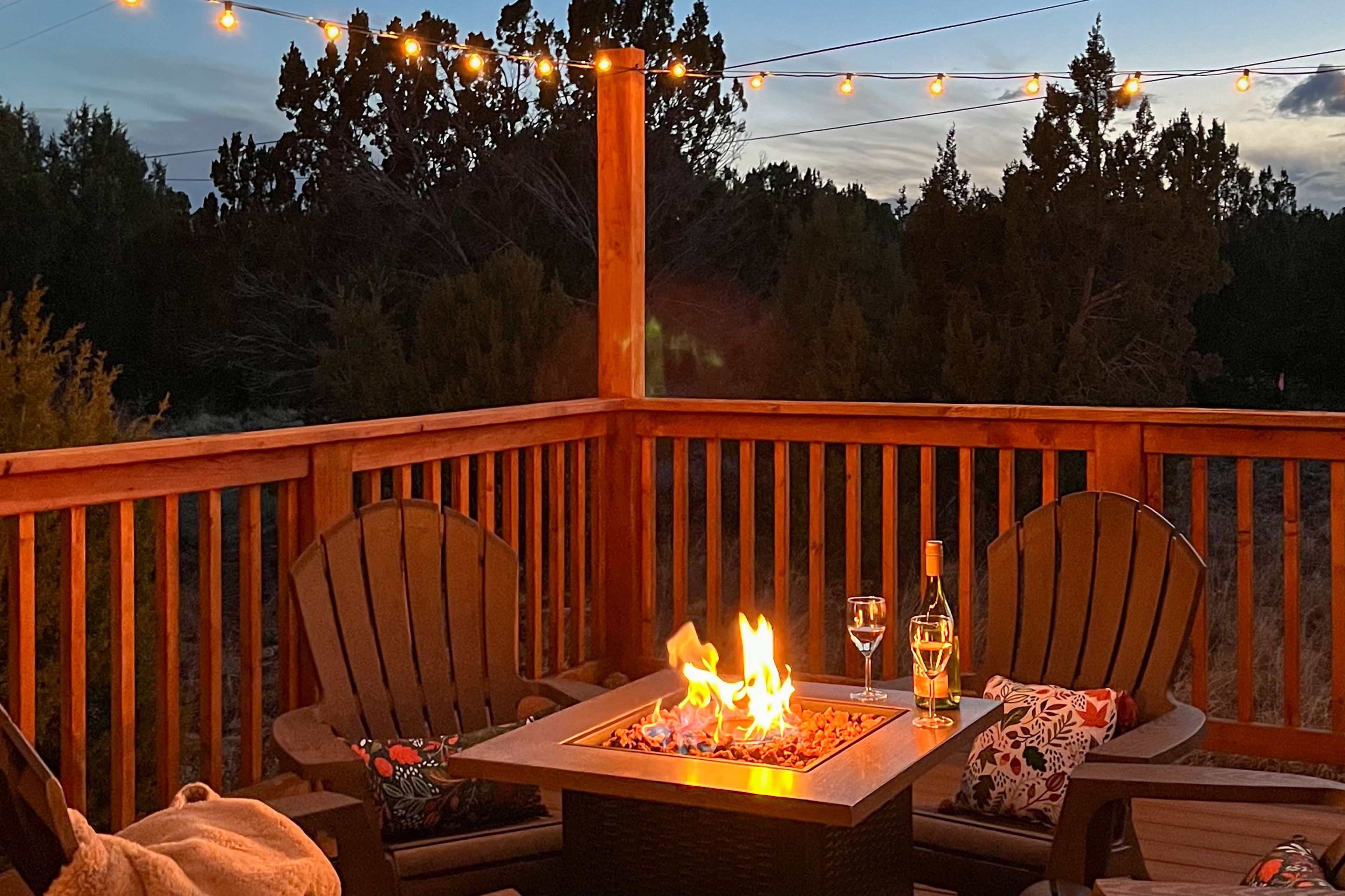 Show Low Vacation Rental | 2BR | 2BA | 1,210 Sq Ft