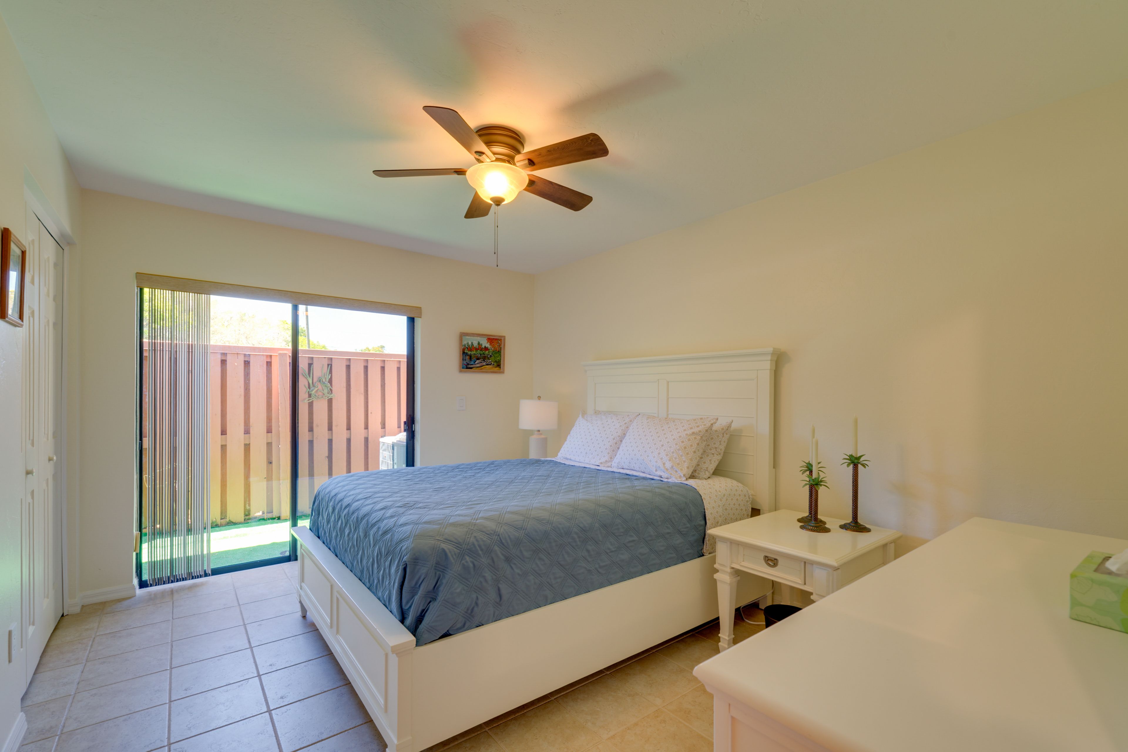 Bedroom | Queen Bed | 1st Floor