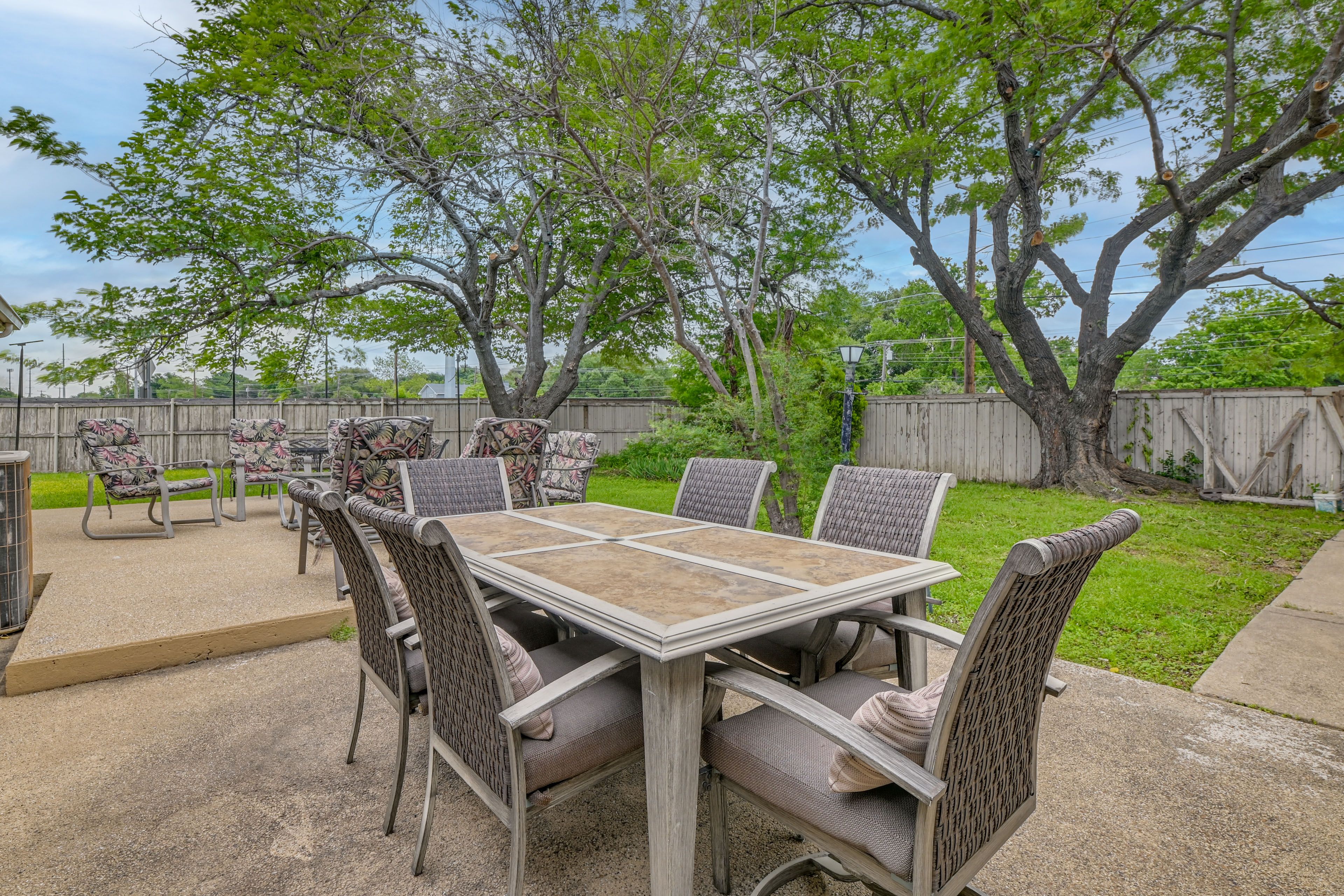 Huge corner lot/oversized backyard with intimate seating. Perfect for gatherings