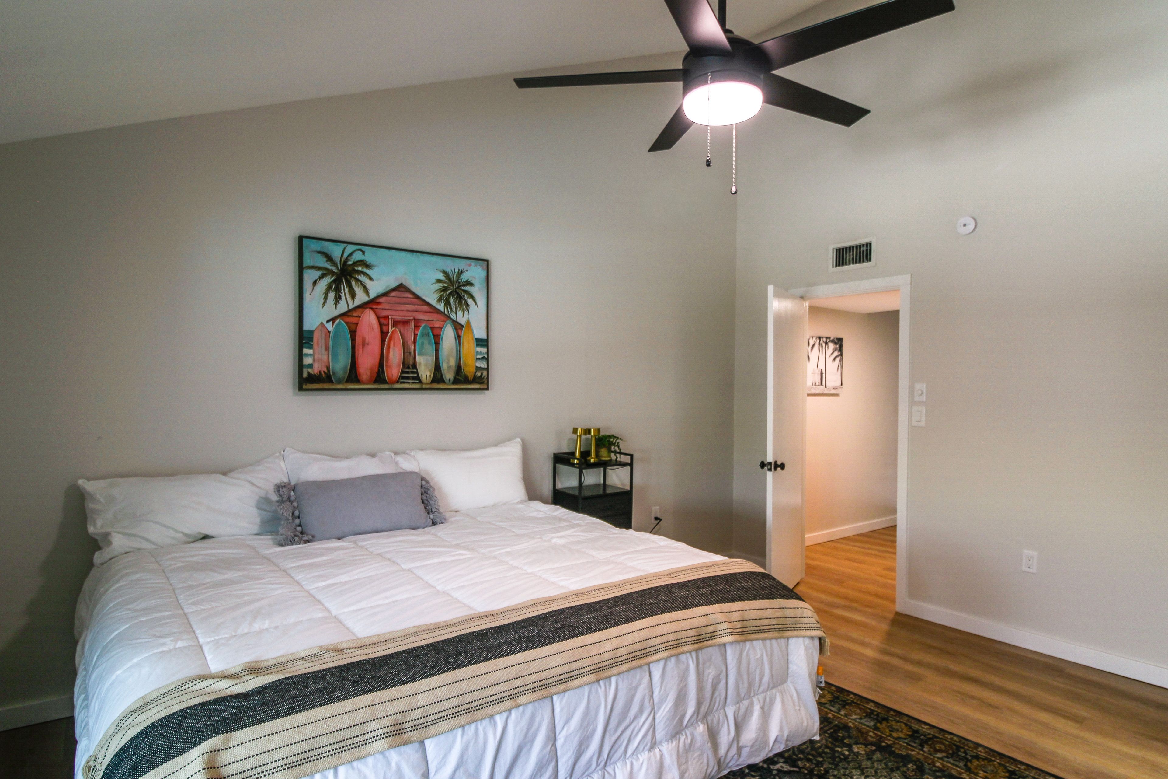 Bedroom 1 | King Bed