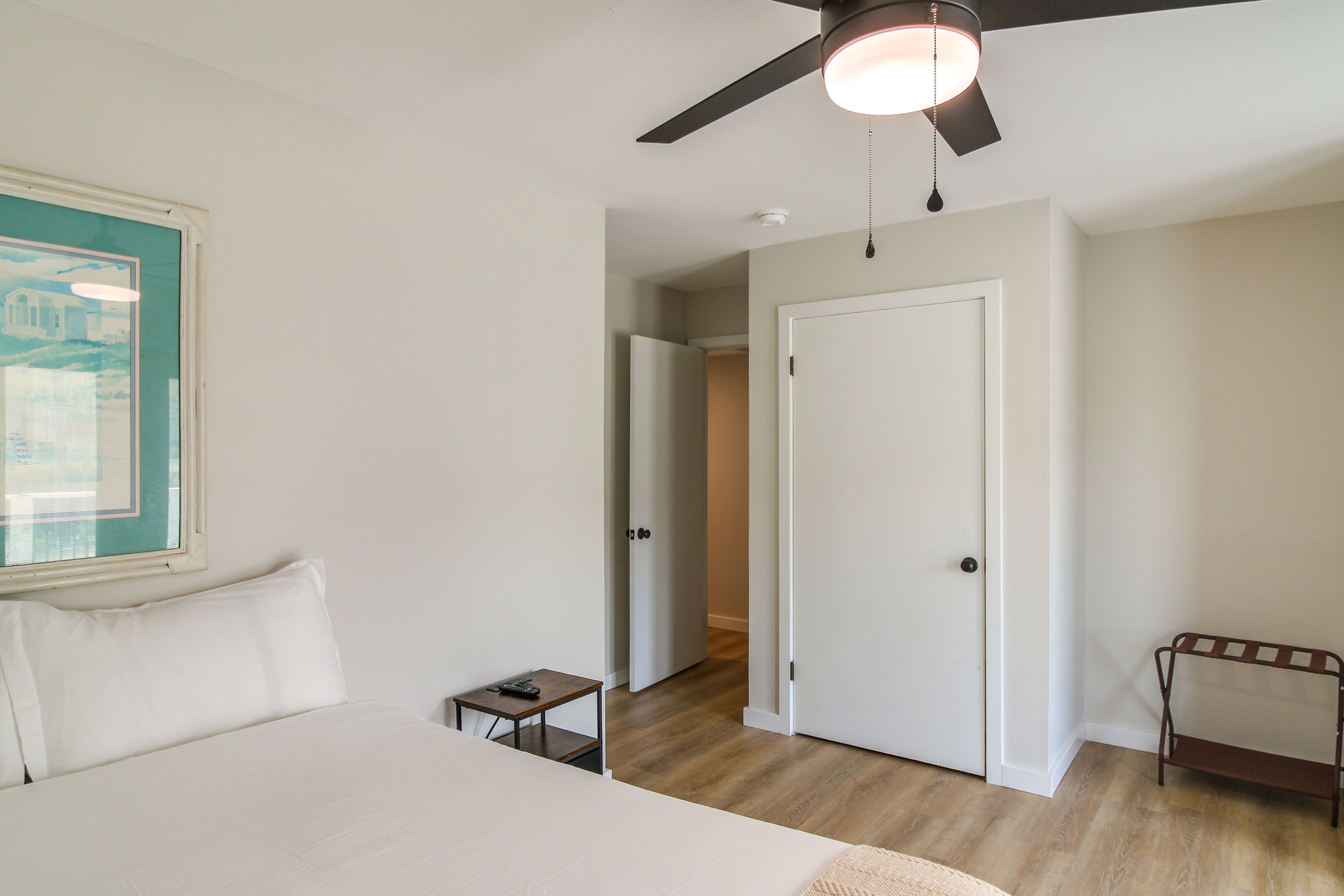 Bedroom 2 | Queen Bed
