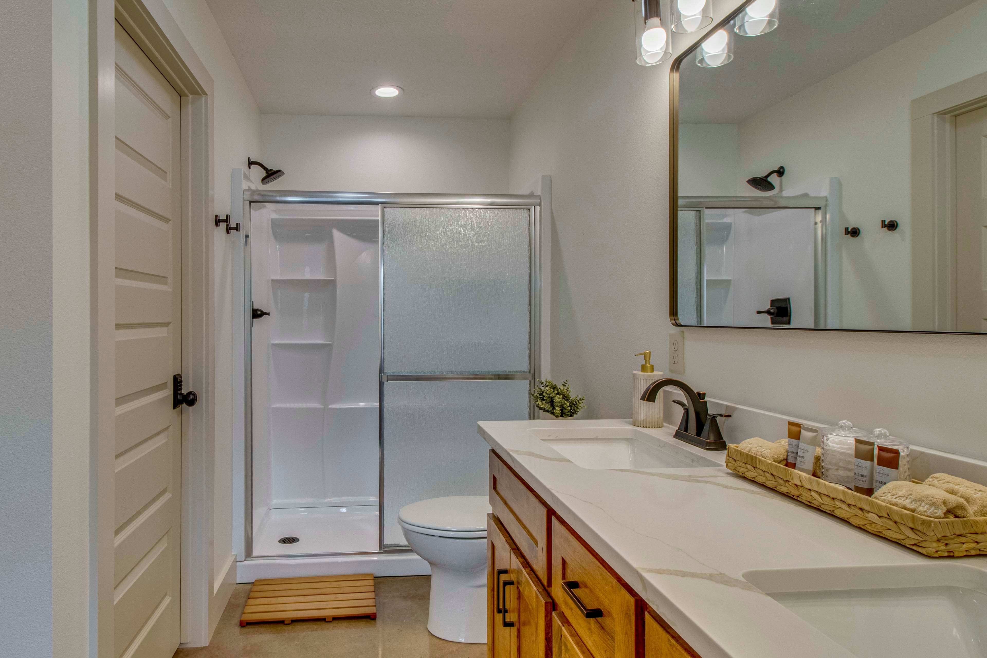 En-Suite Bathroom