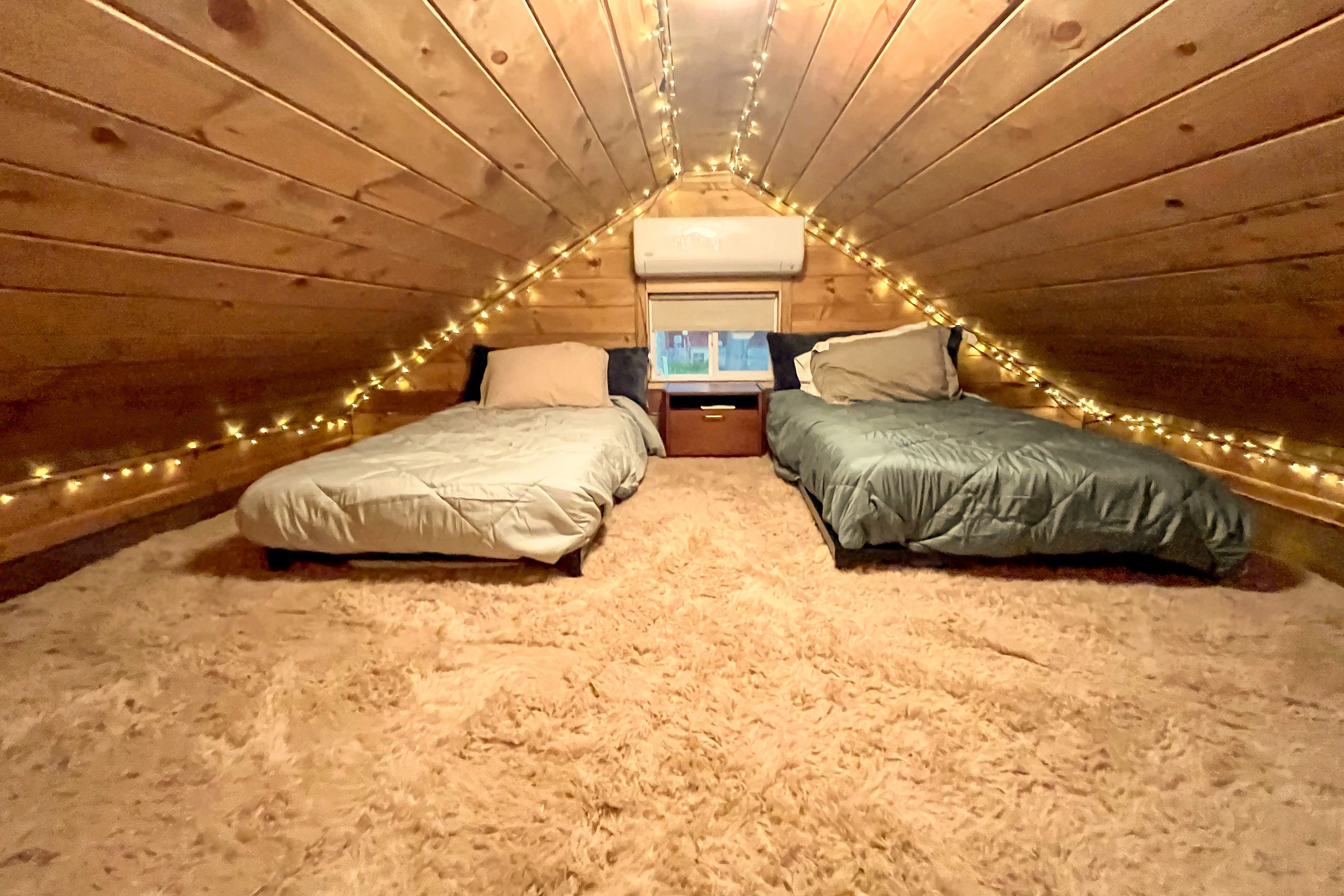 Bedroom 3 | Loft | 2 Twin Beds