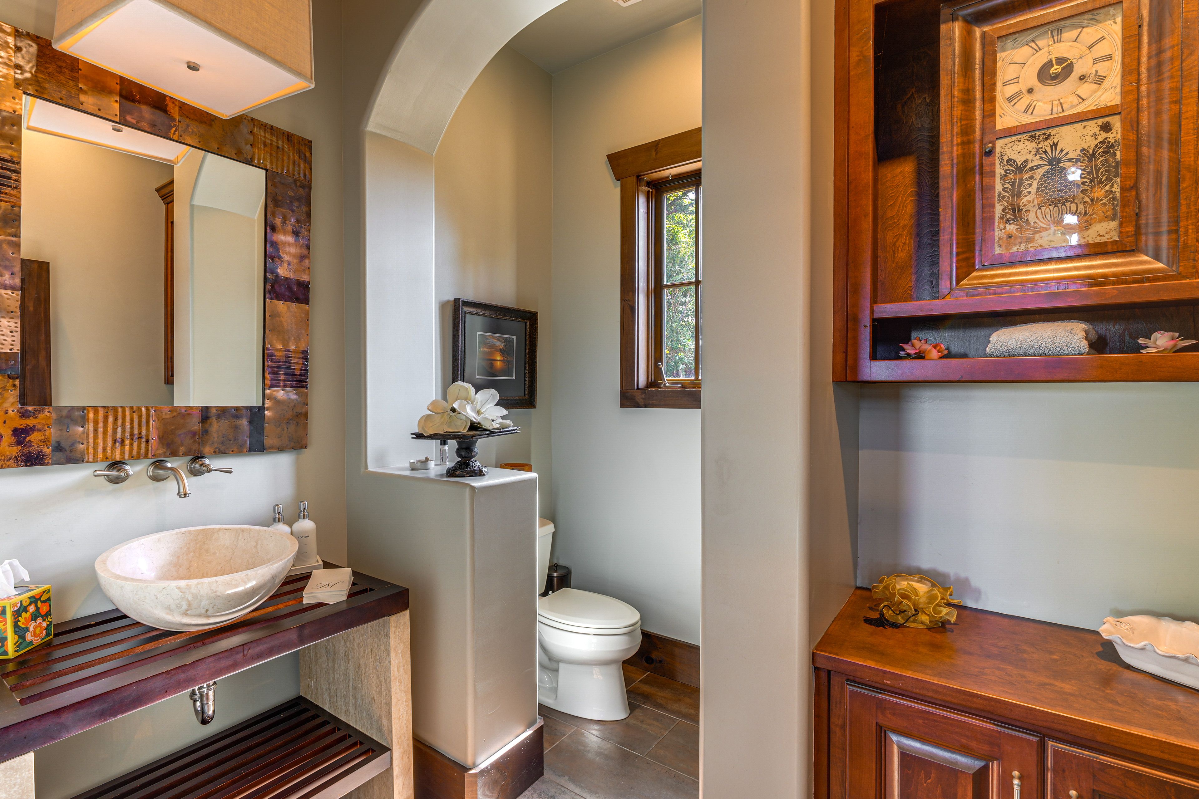 Half Bathroom | 1st Floor