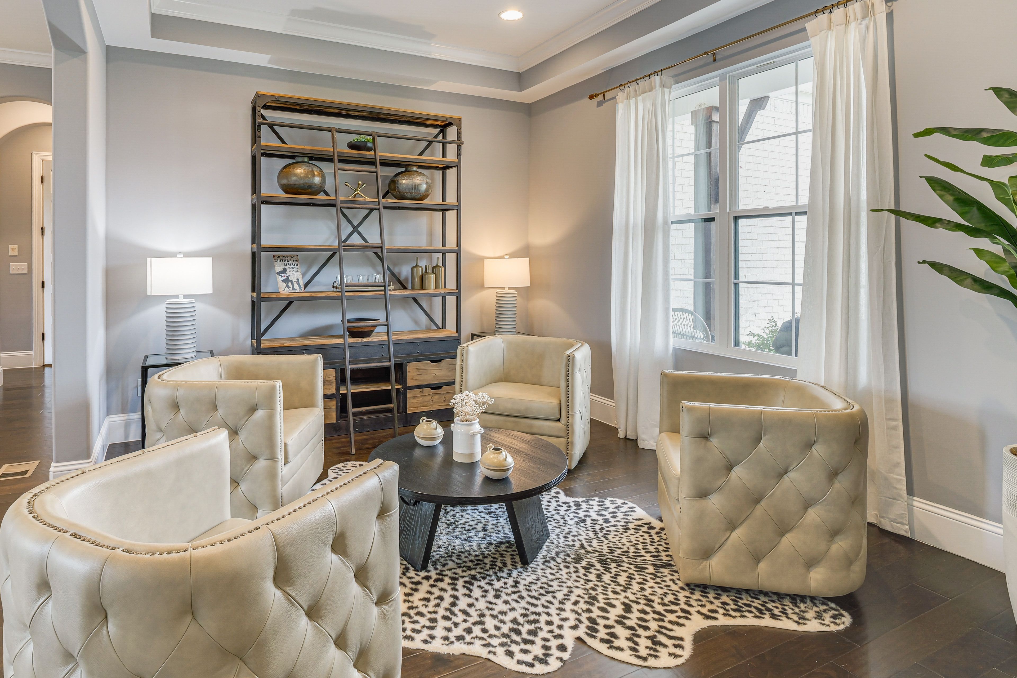 Sitting Room | 1st Floor