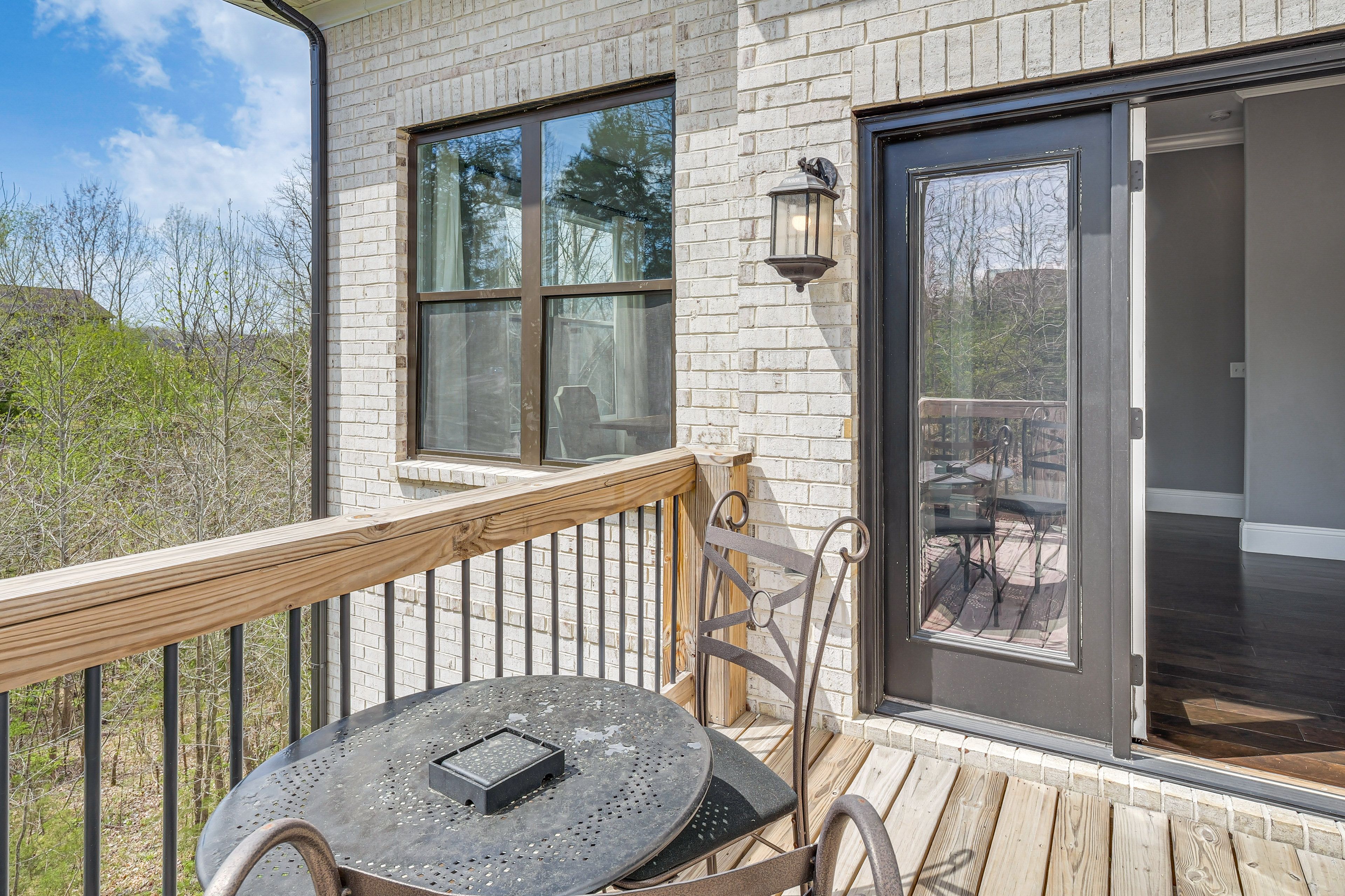 Deck | 1st Floor
