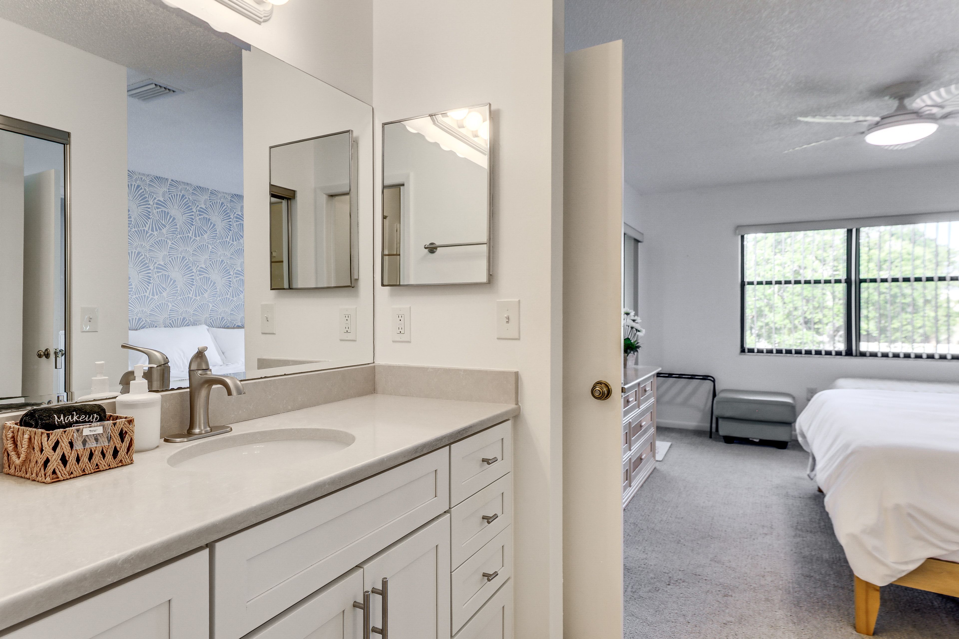 En-Suite Bathroom