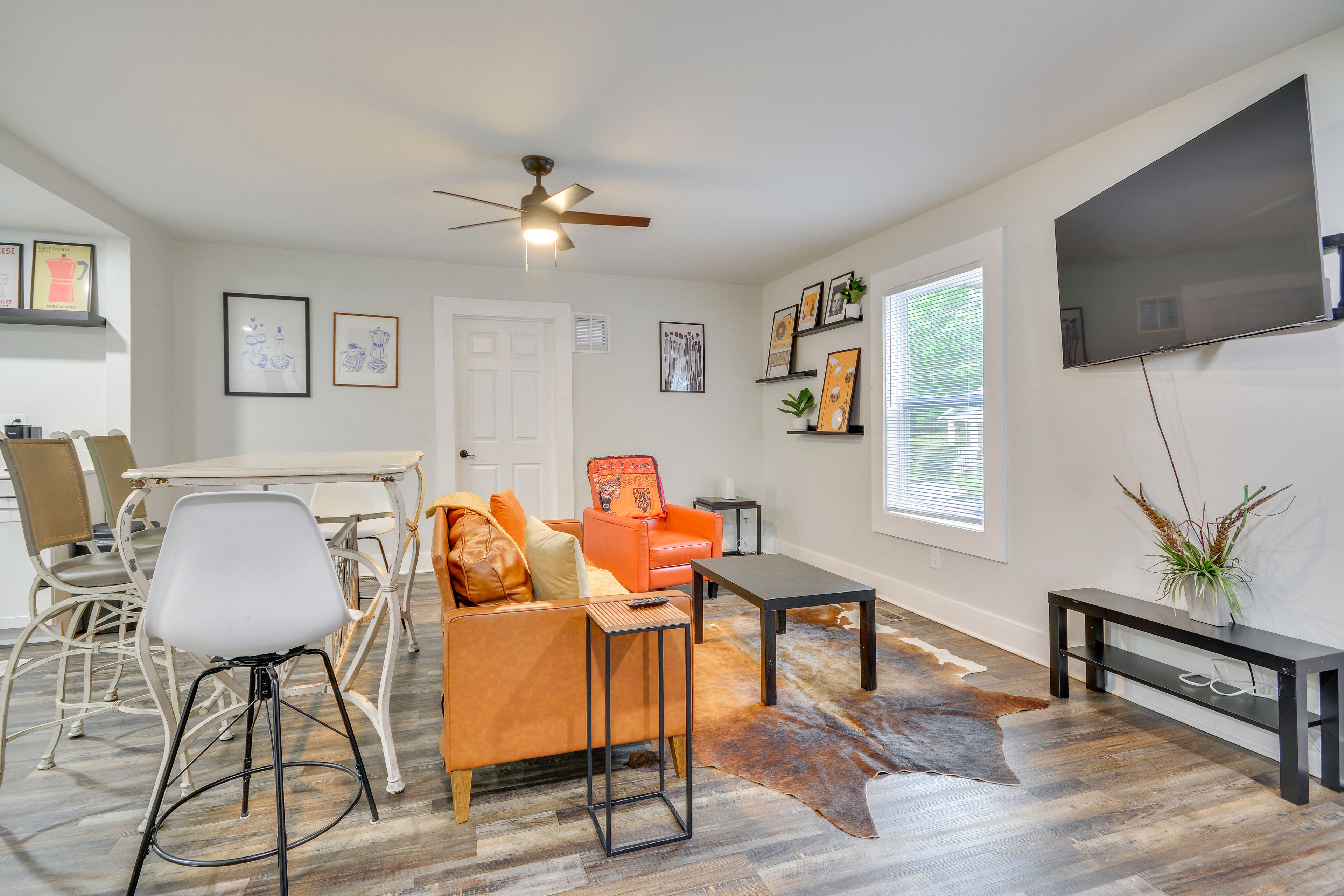 Greensboro Vacation Rental | 6BR | 6.5BA | 2,197 Sq Ft
