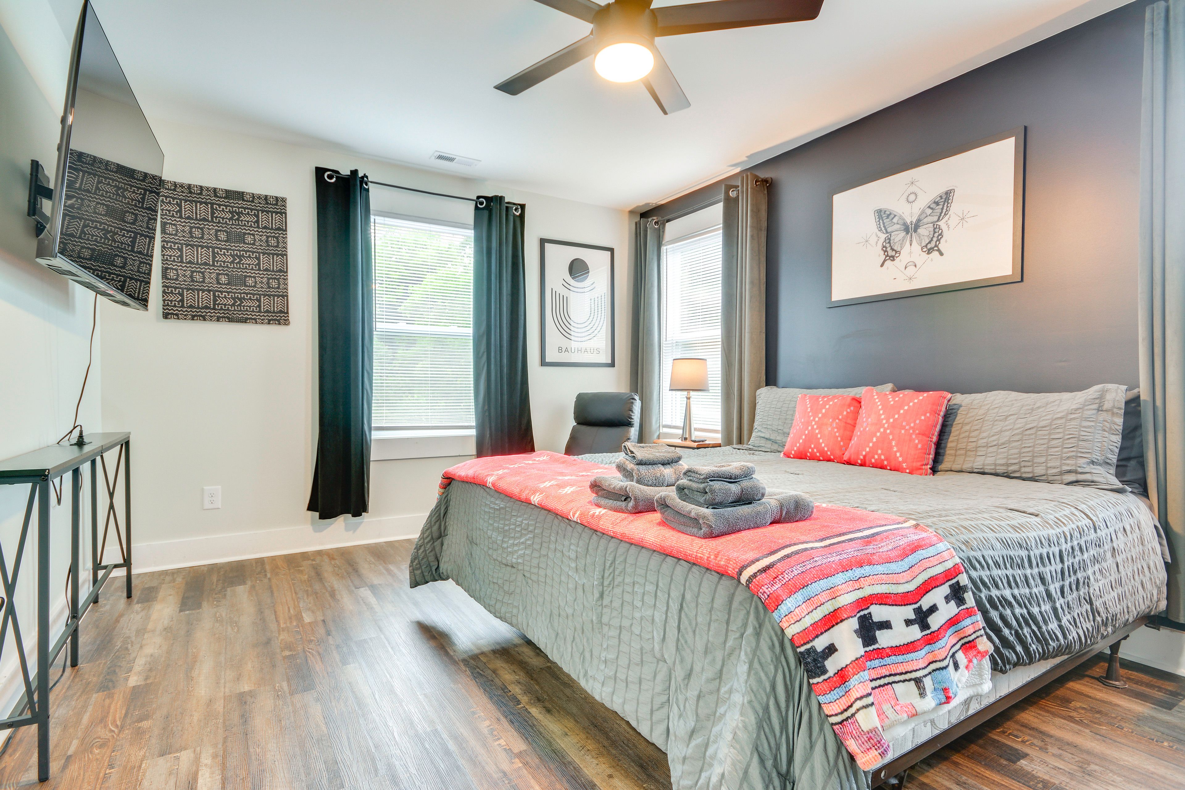 Bedroom 1 | 1st Floor | King Bed