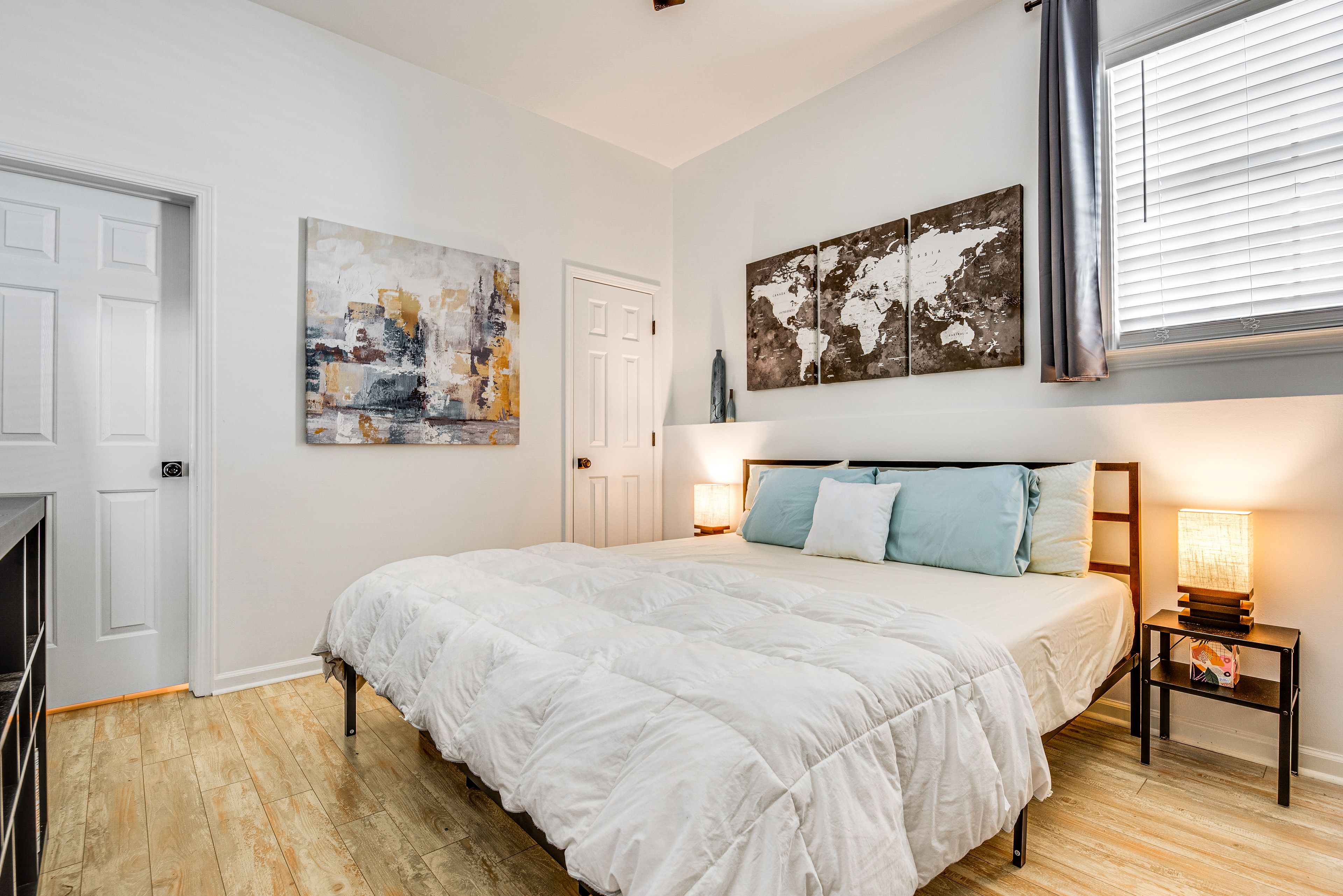 Bedroom 4 | King Bed | Basement