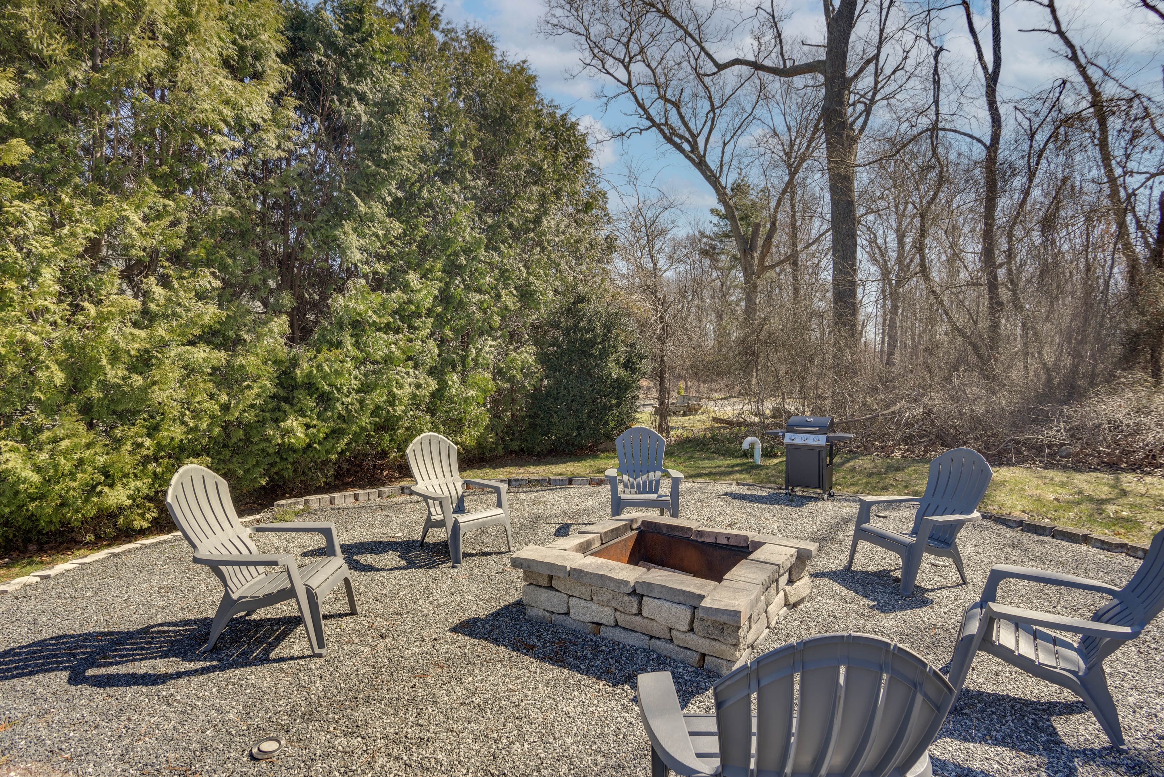 Patio | Fire Pit | Gas Grill