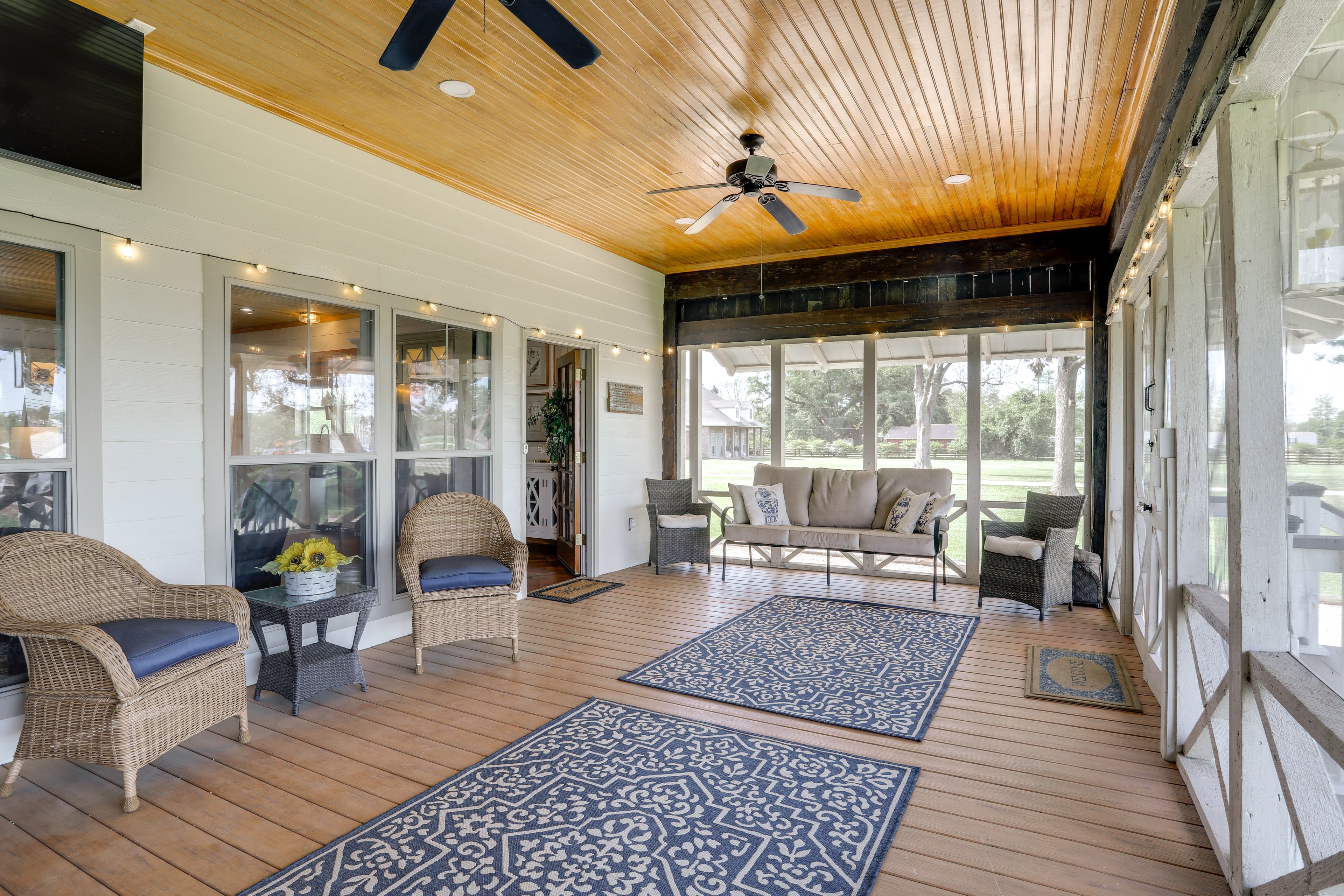 Ventress Vacation Rental | 3BR | 3.5BA | 2,500 Sq Ft | Stairs Required