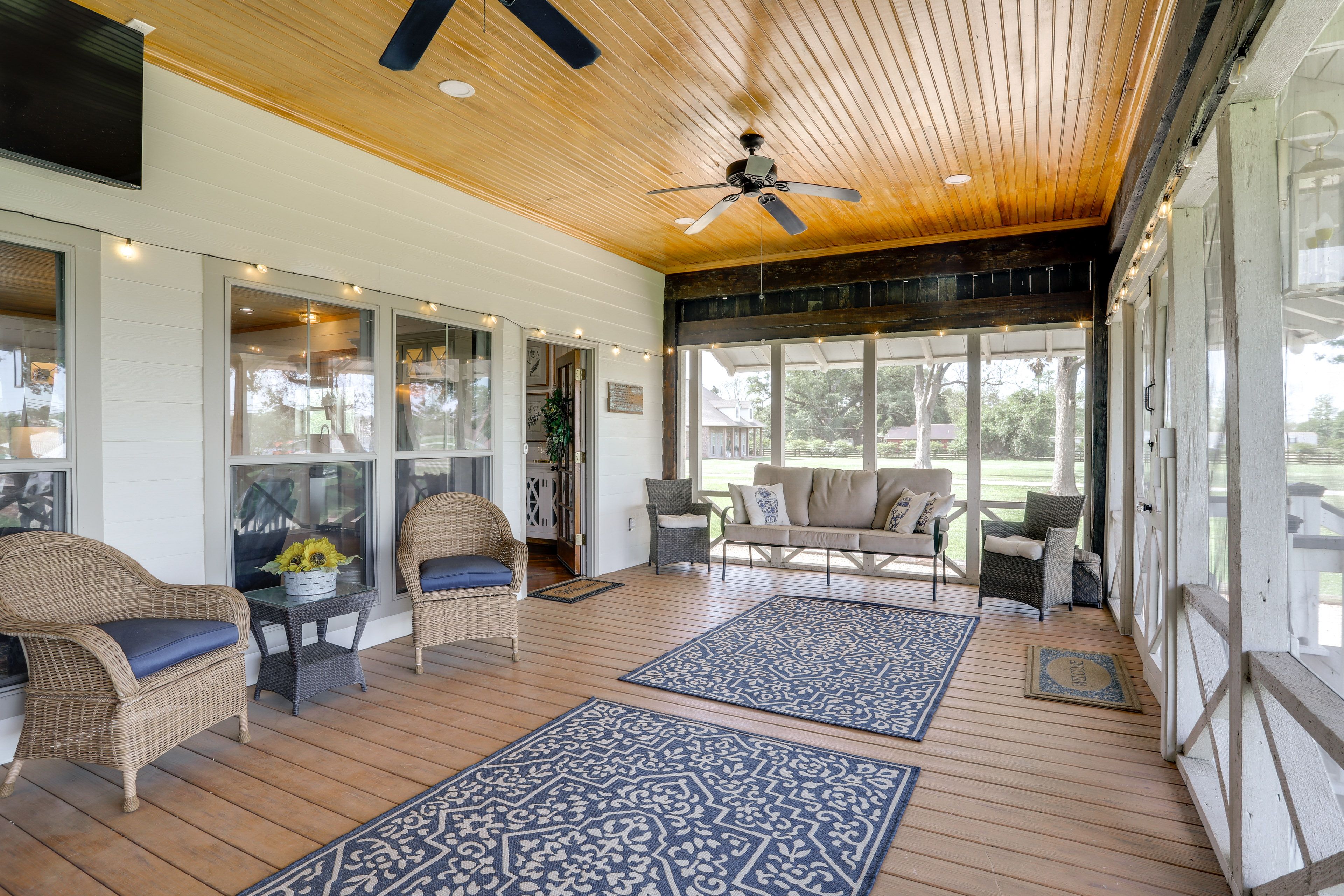 Ventress Vacation Rental | 3BR | 3.5BA | 2,500 Sq Ft | Stairs Required