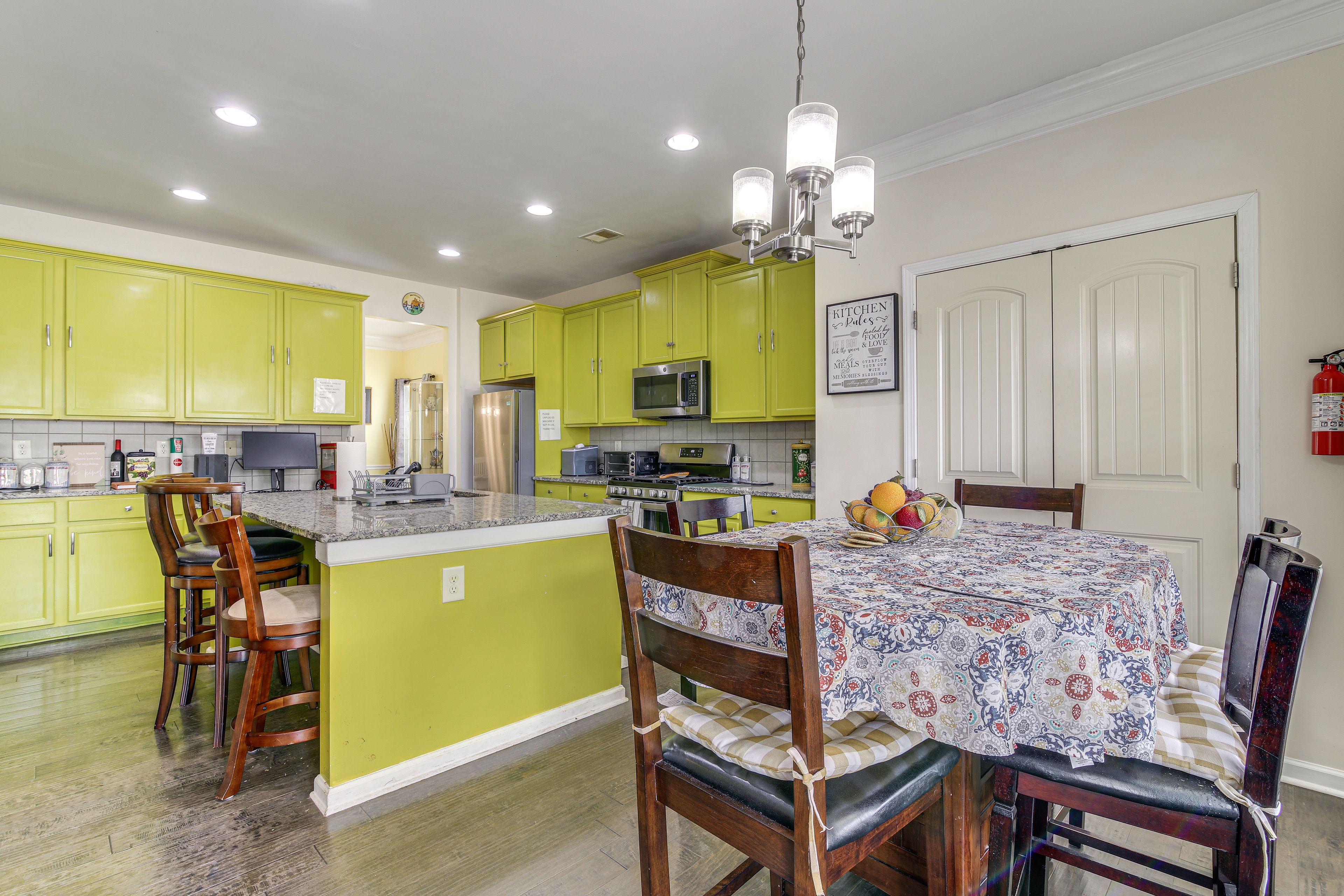 Kitchen | Workspace | 1st Floor