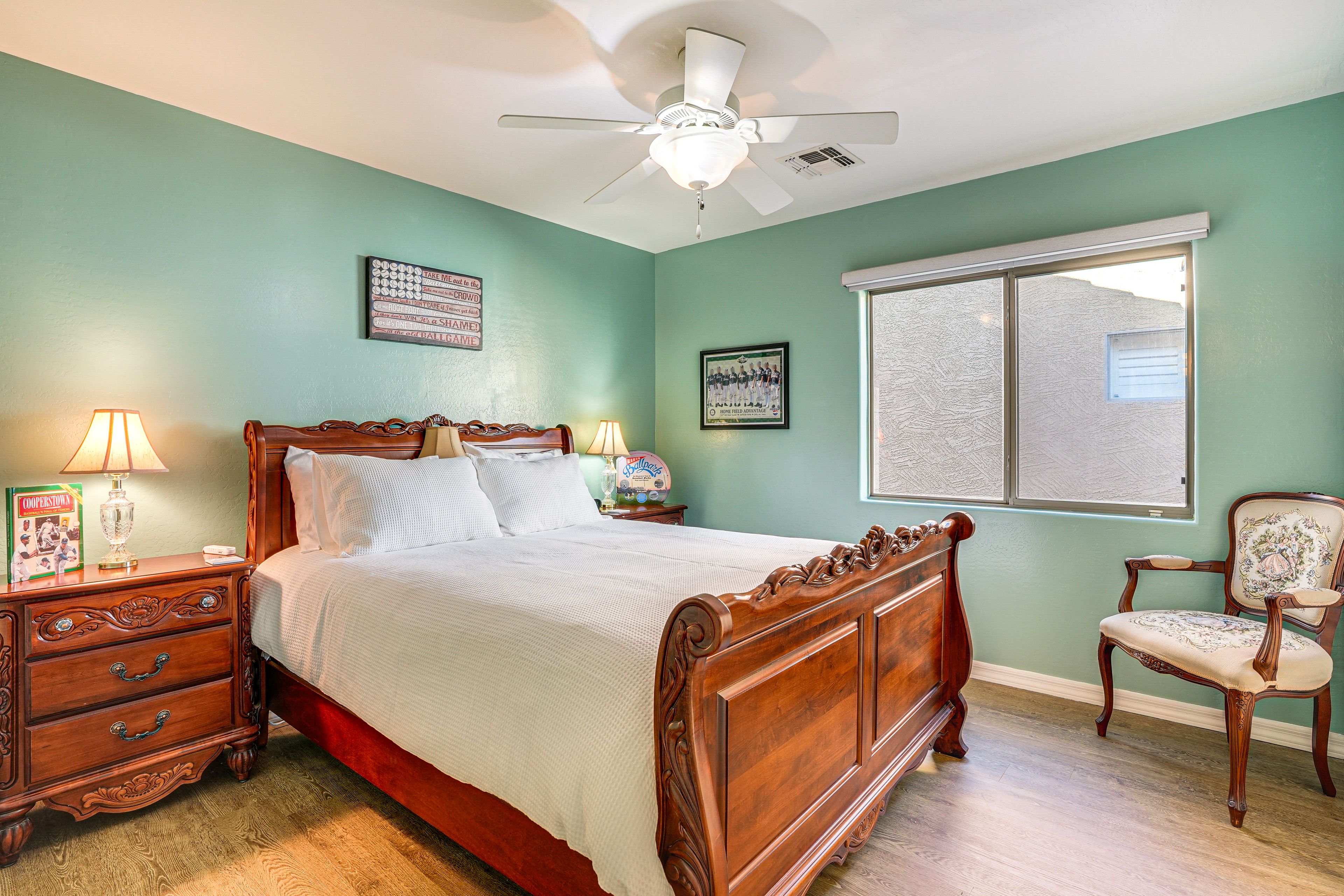 Bedroom 2 | Queen Bed