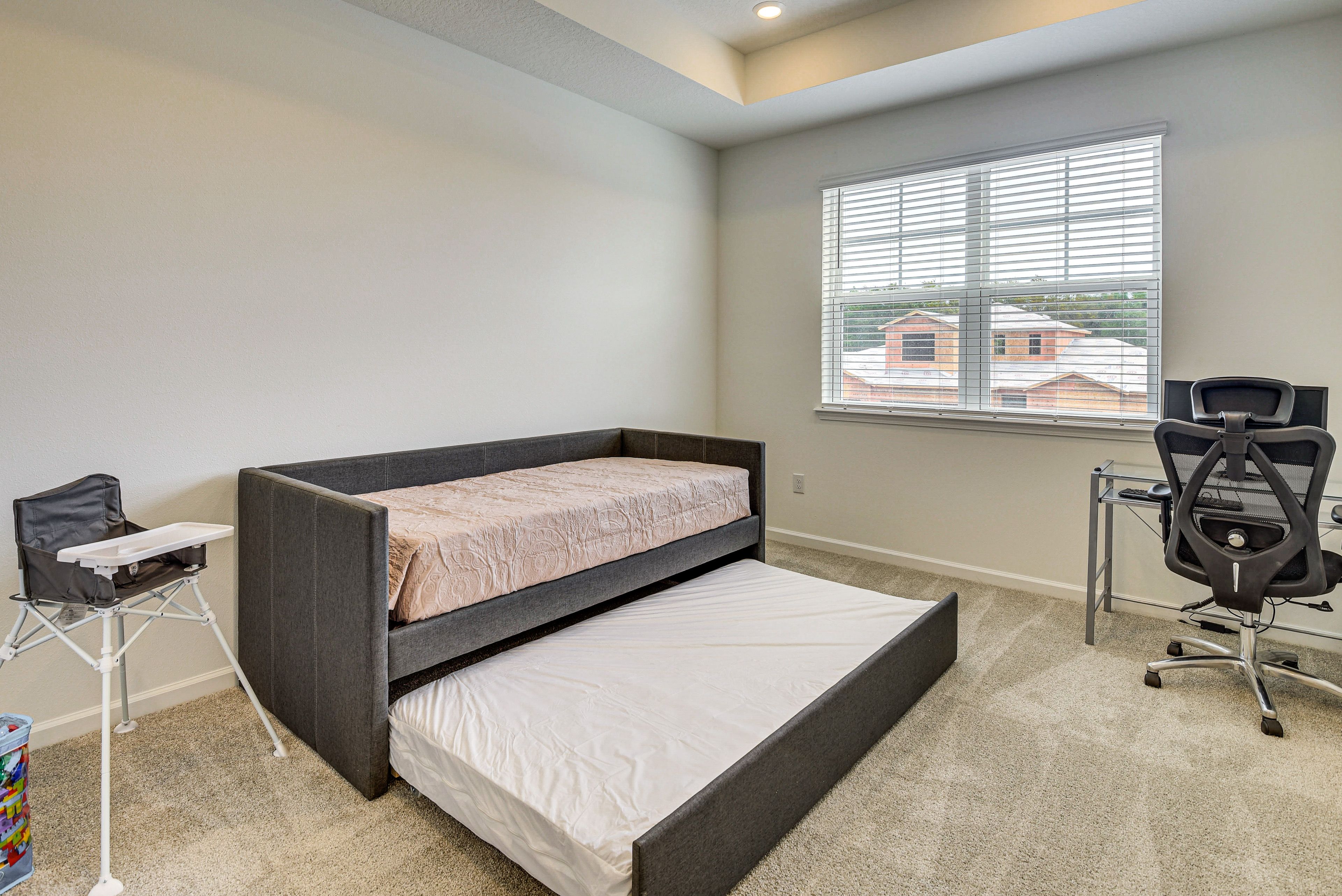 Loft | Twin Daybed w/ Twin Trundle | 2nd Floor