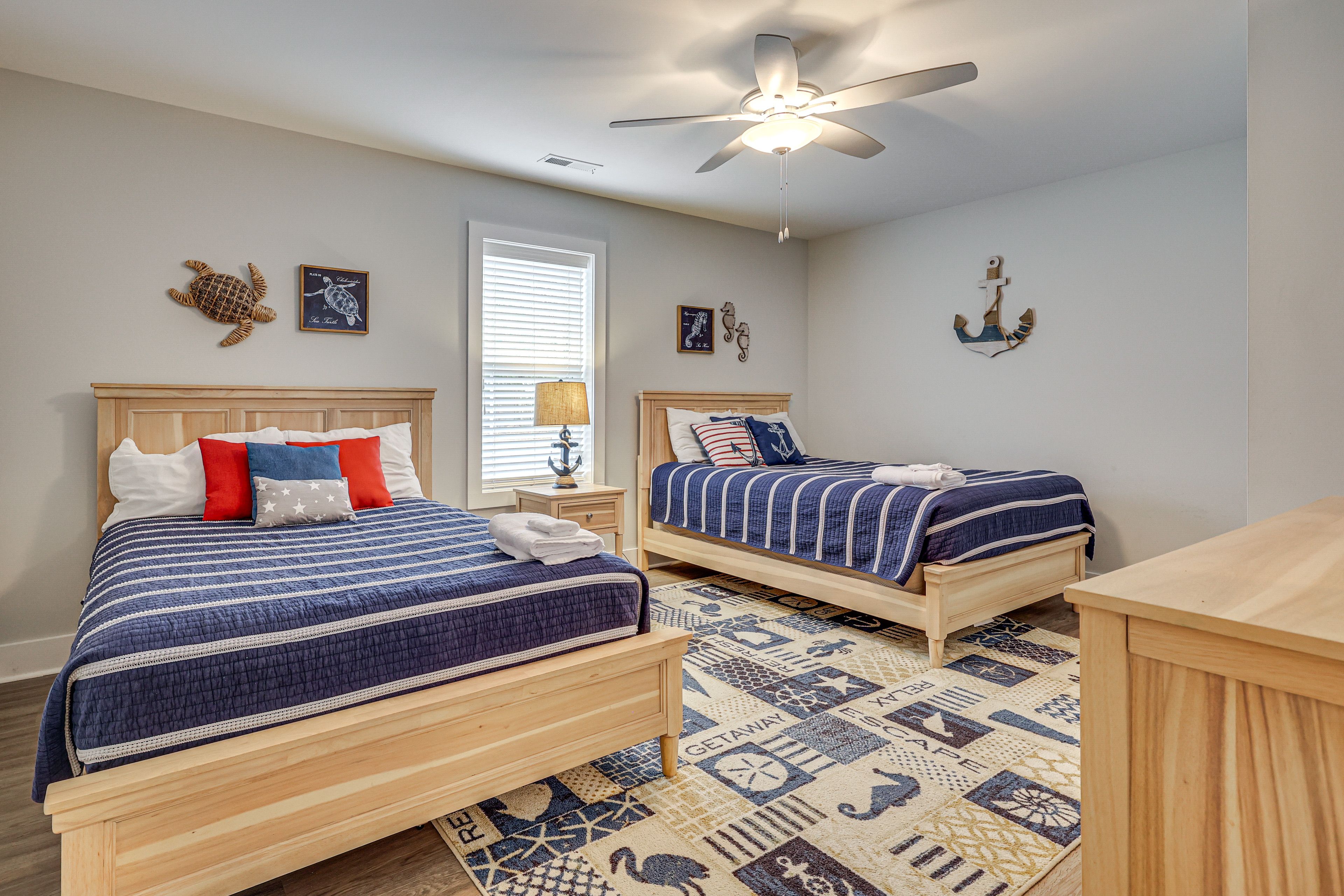 Bedroom 4 | Full Bed | Queen Bed