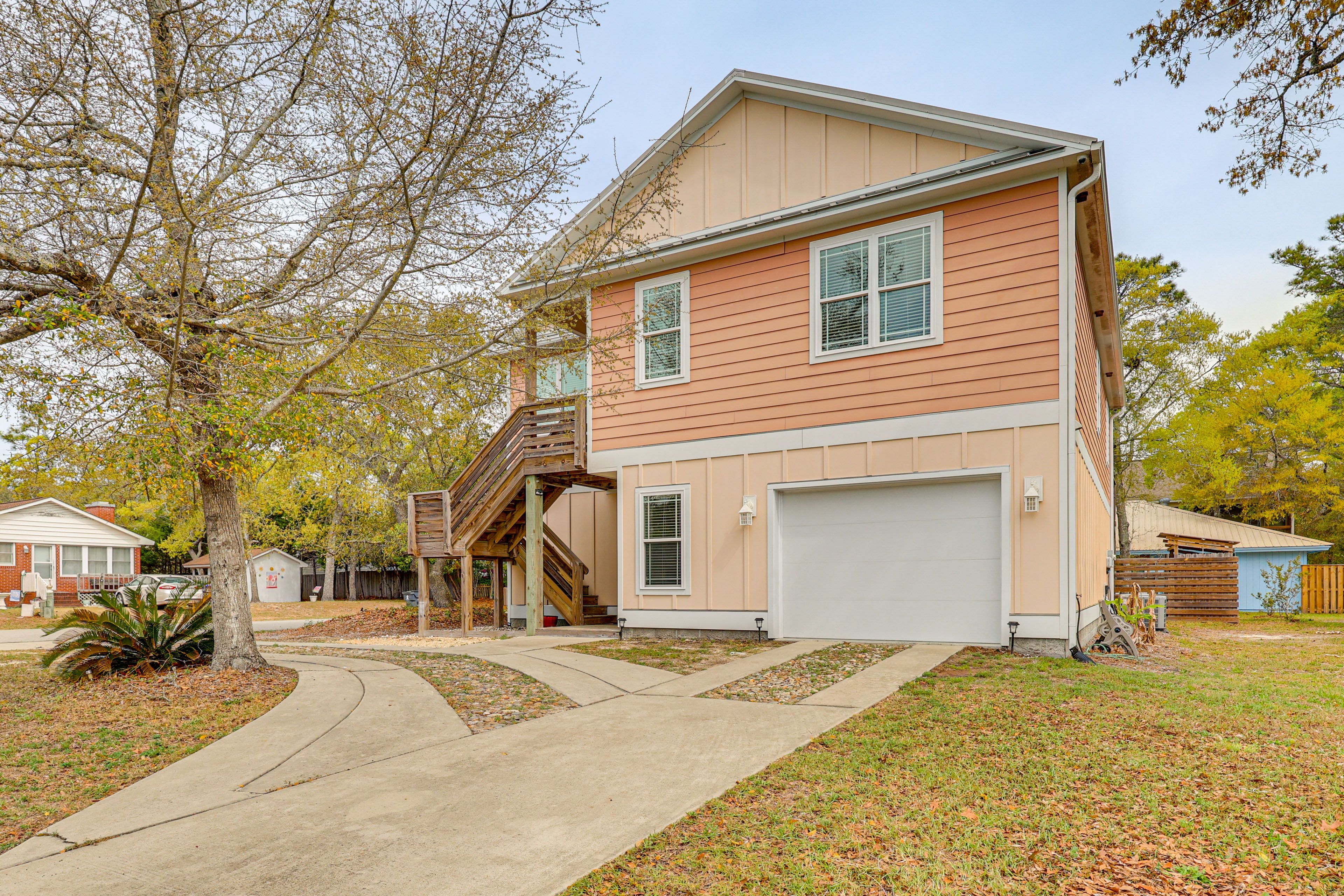 Driveway Parking (6 Vehicles)