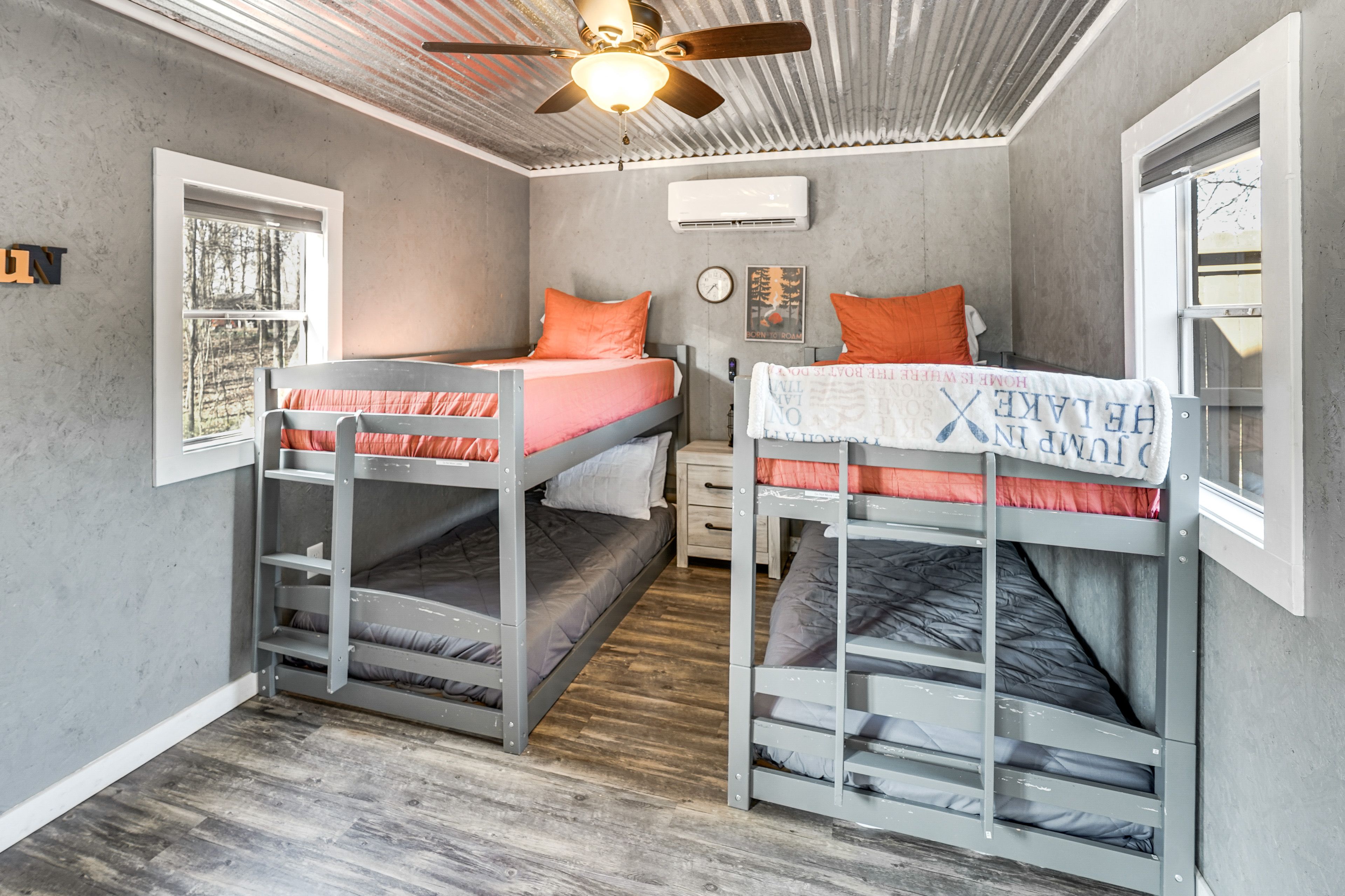 Bedroom 3 | 2 Twin Bunk Beds | Flat-Screen TV