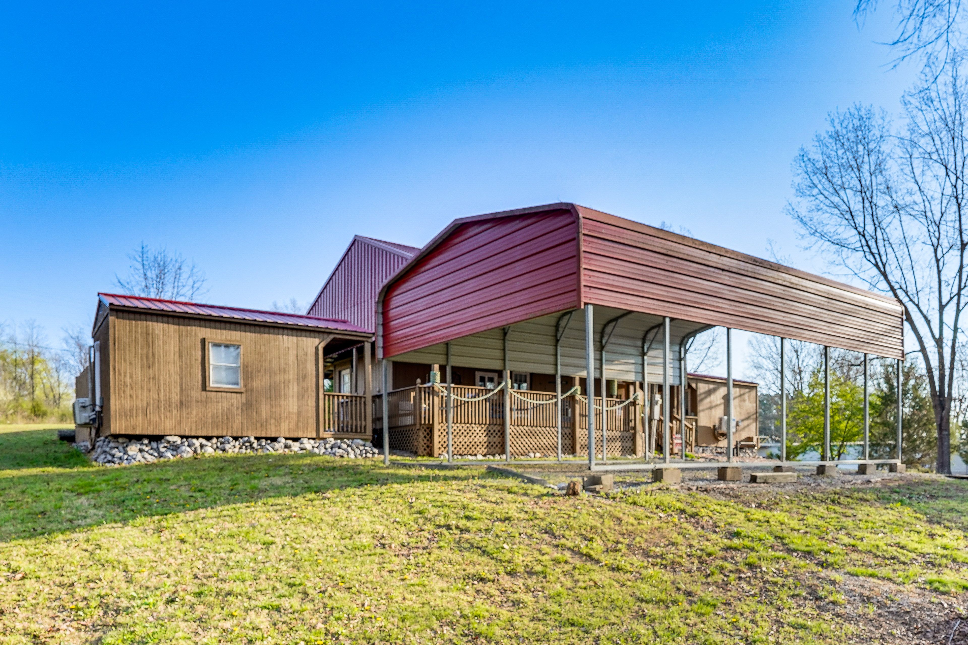 Parking | 2 Carports | Driveway (6 Vehicles) | RV/Boat Parking Allowed