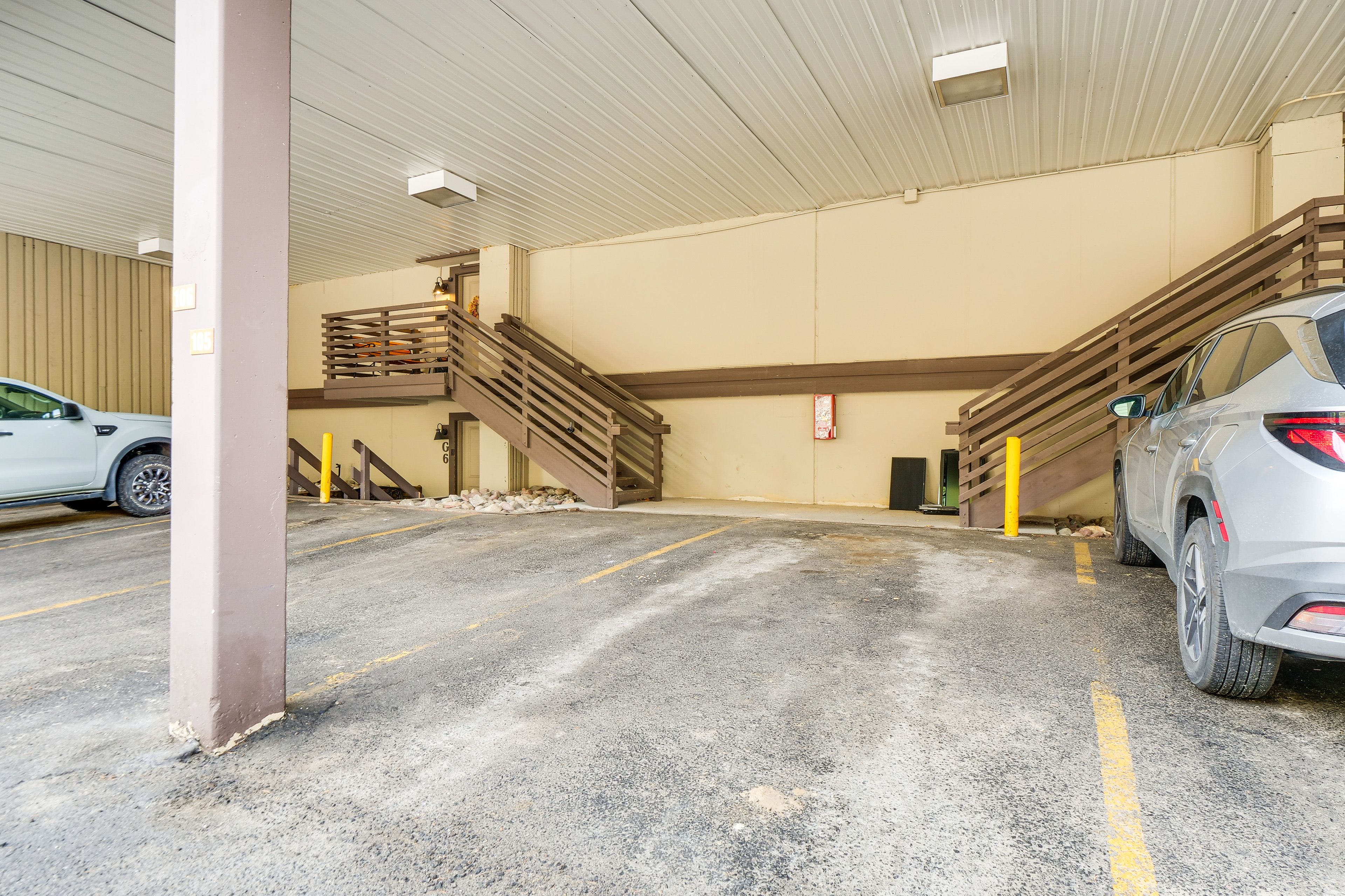 Covered Parking | 2 Vehicles