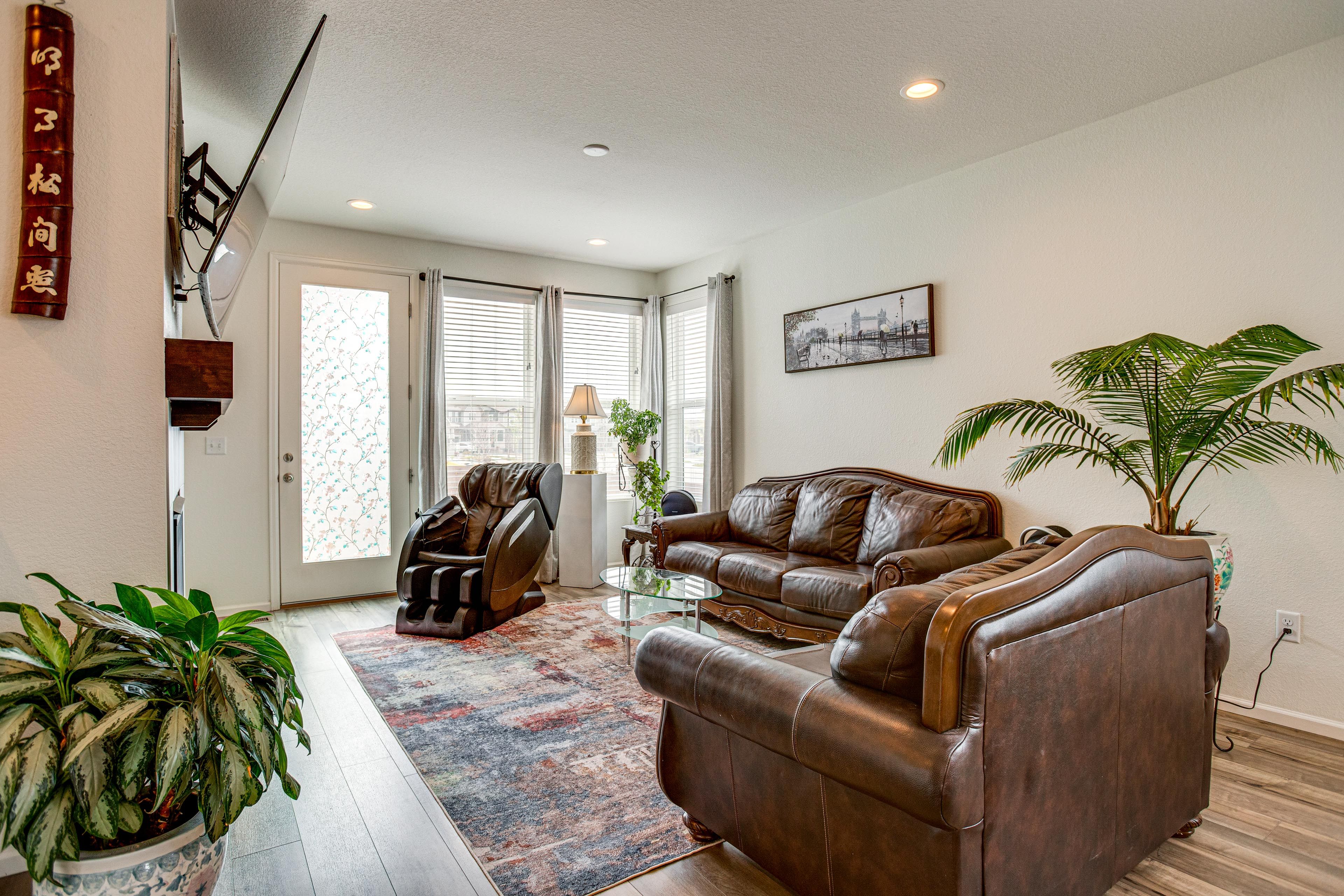 Living Room | Main Level