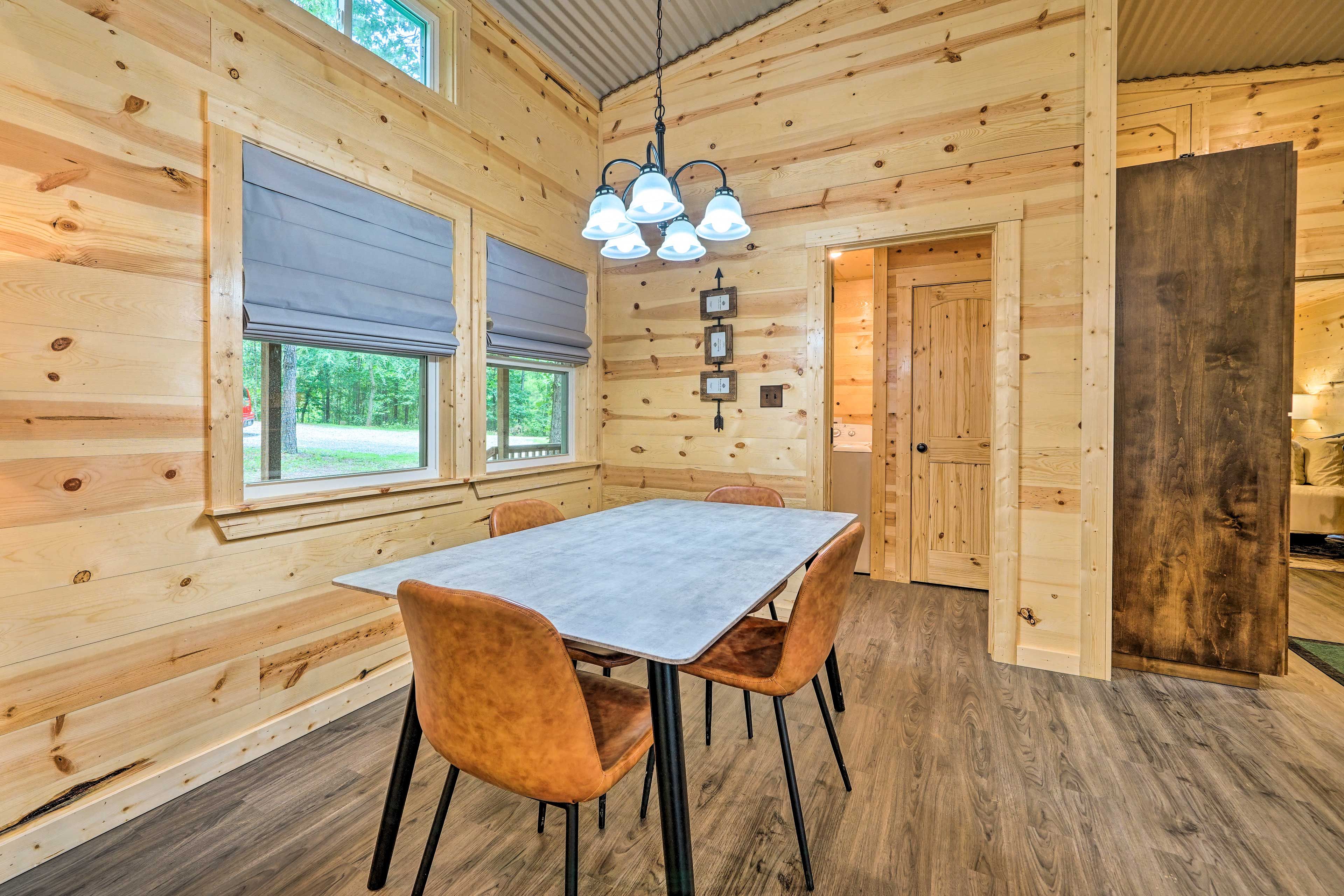 Dining Area | Cabin 2