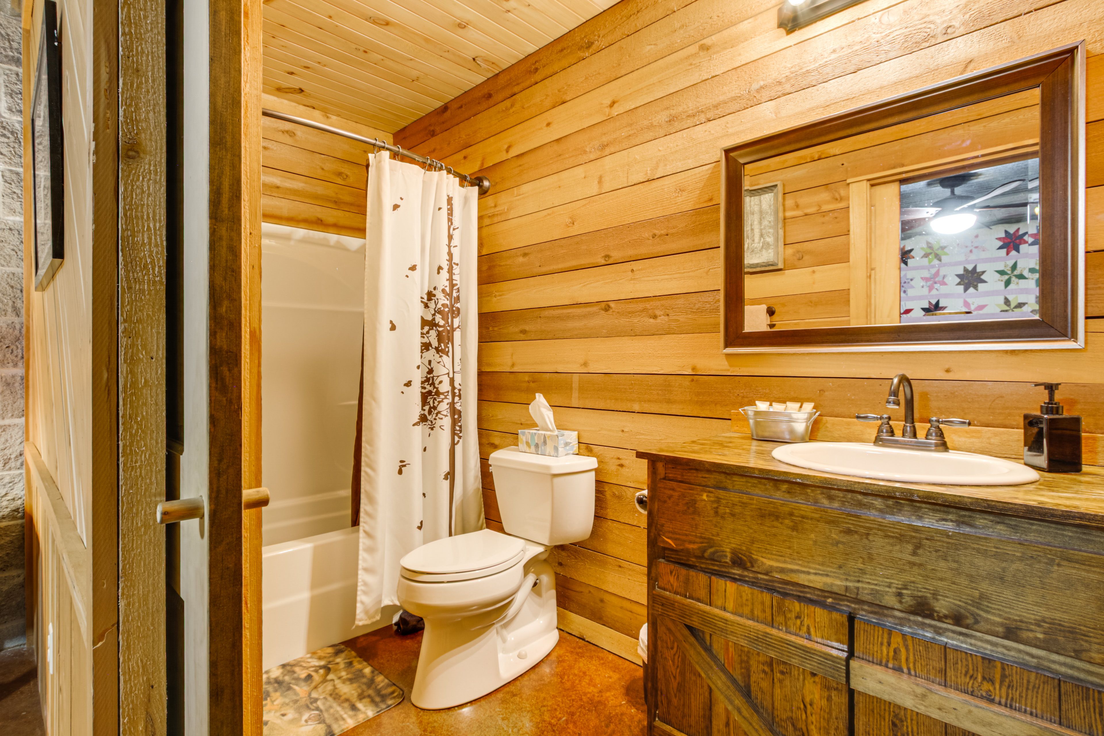 Bathroom | Lower Level