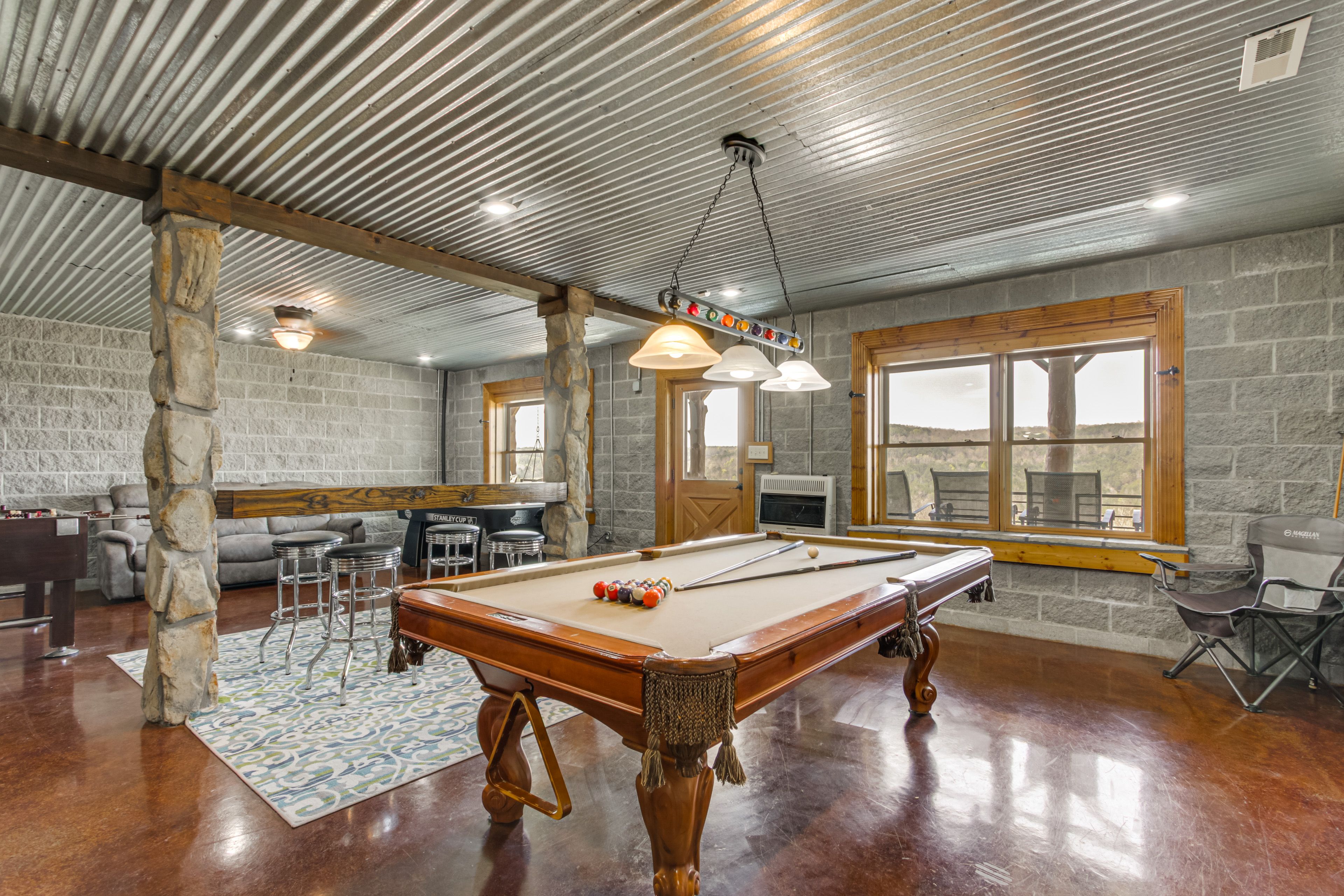 Game Room | Ping-Pong Table | Air Hockey Table | Kitchenette | Lower Level