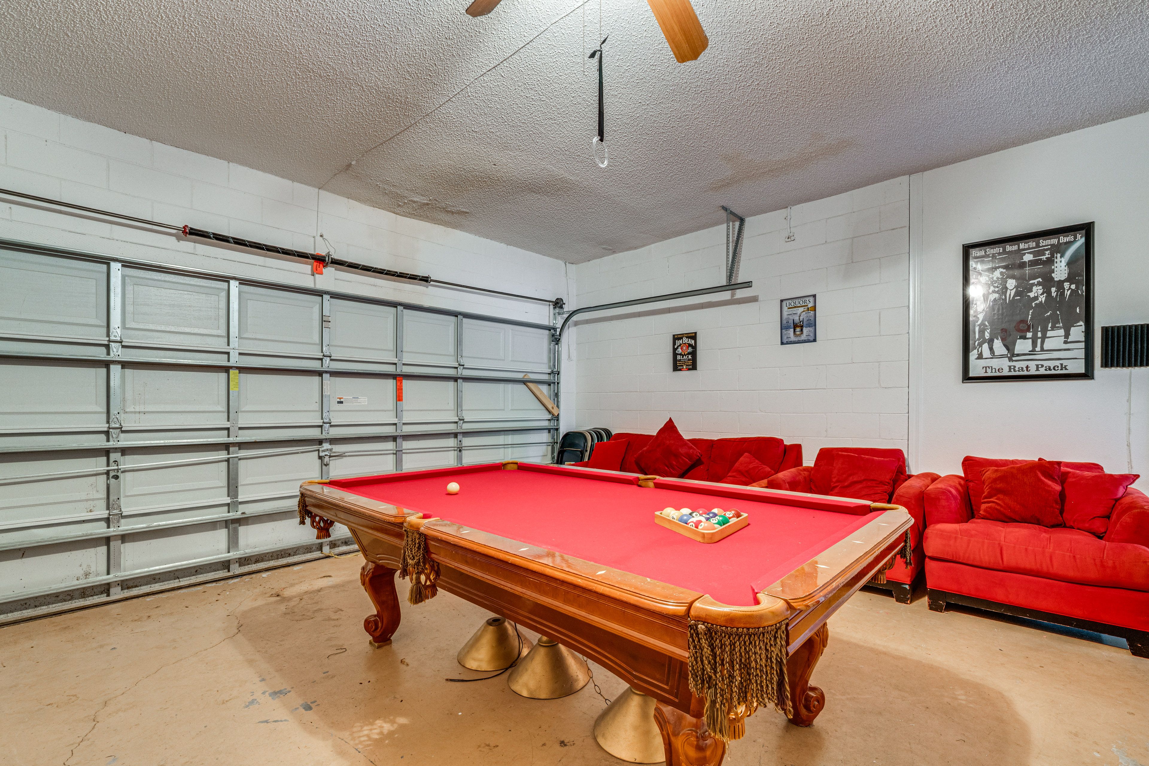 Furnished Garage | Pool Table | Bar